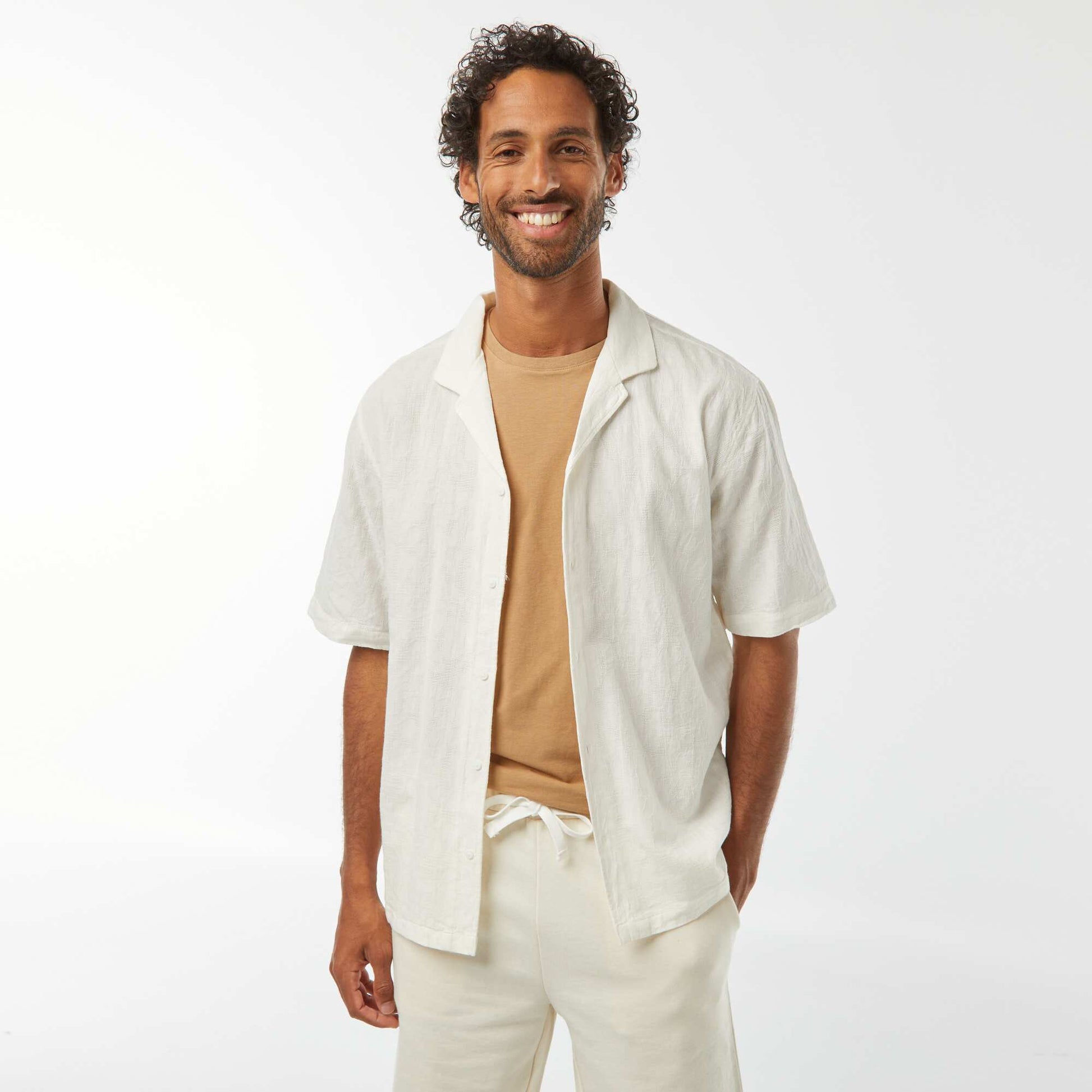 Chemise manches courtes avec broderies BLANC