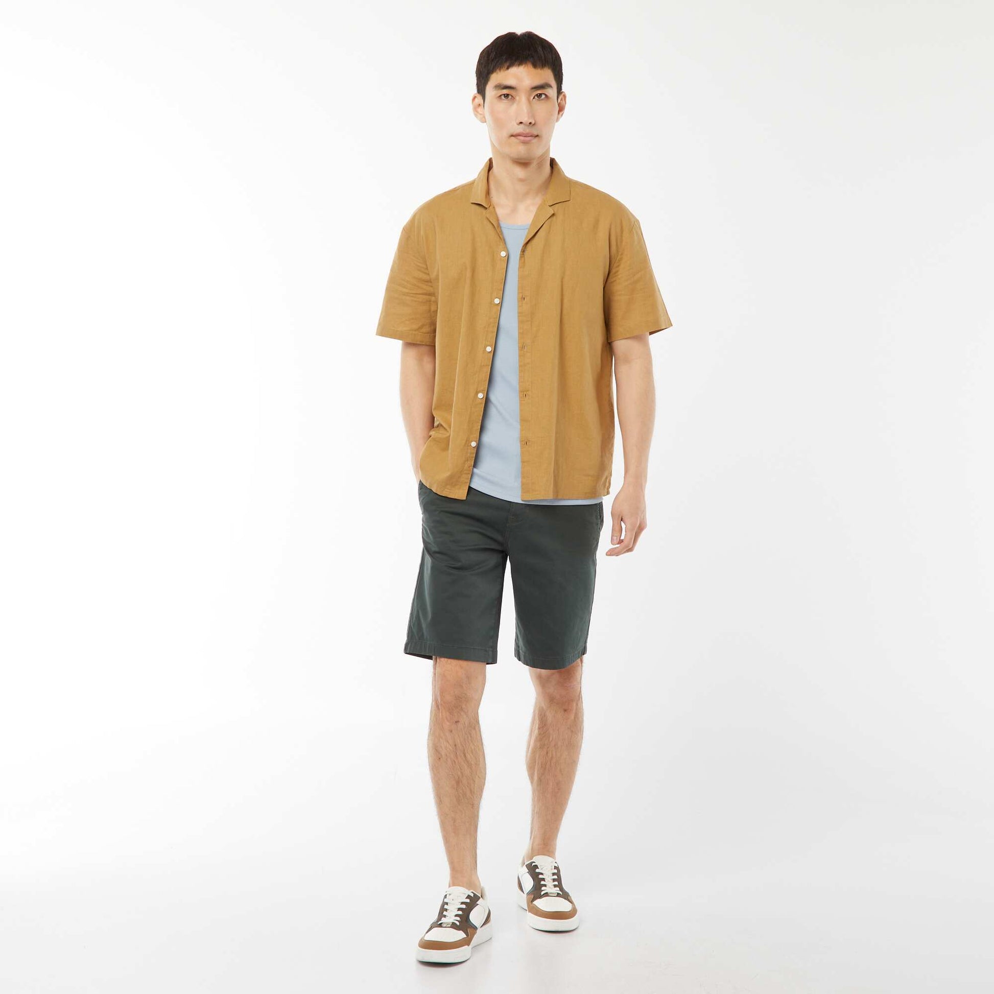 Bermuda chino en twill uni VERT