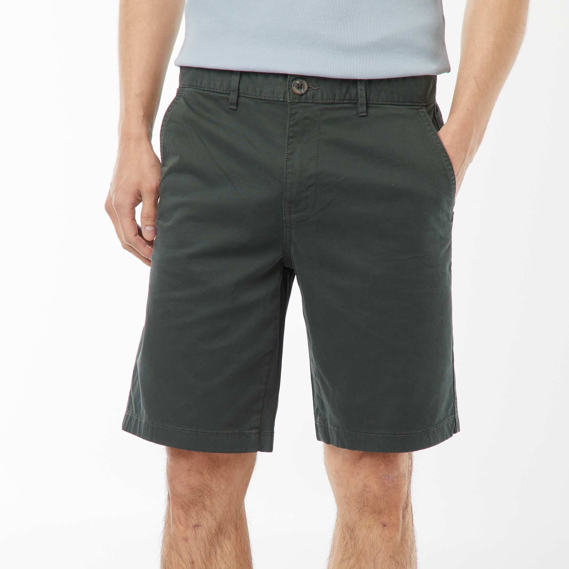 Bermuda chino en twill uni VERT