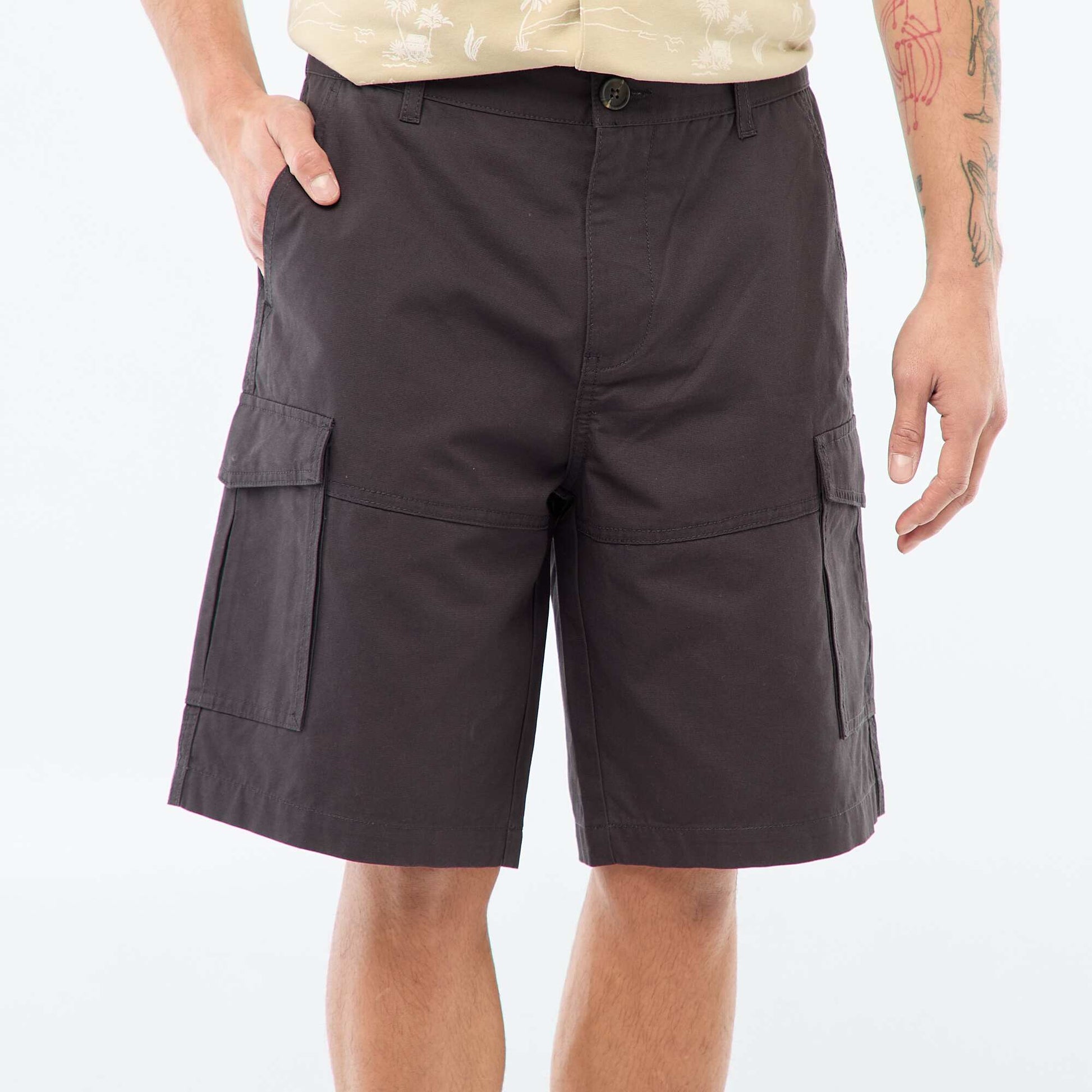 Bermuda chino en twill uni multipoches GRIS