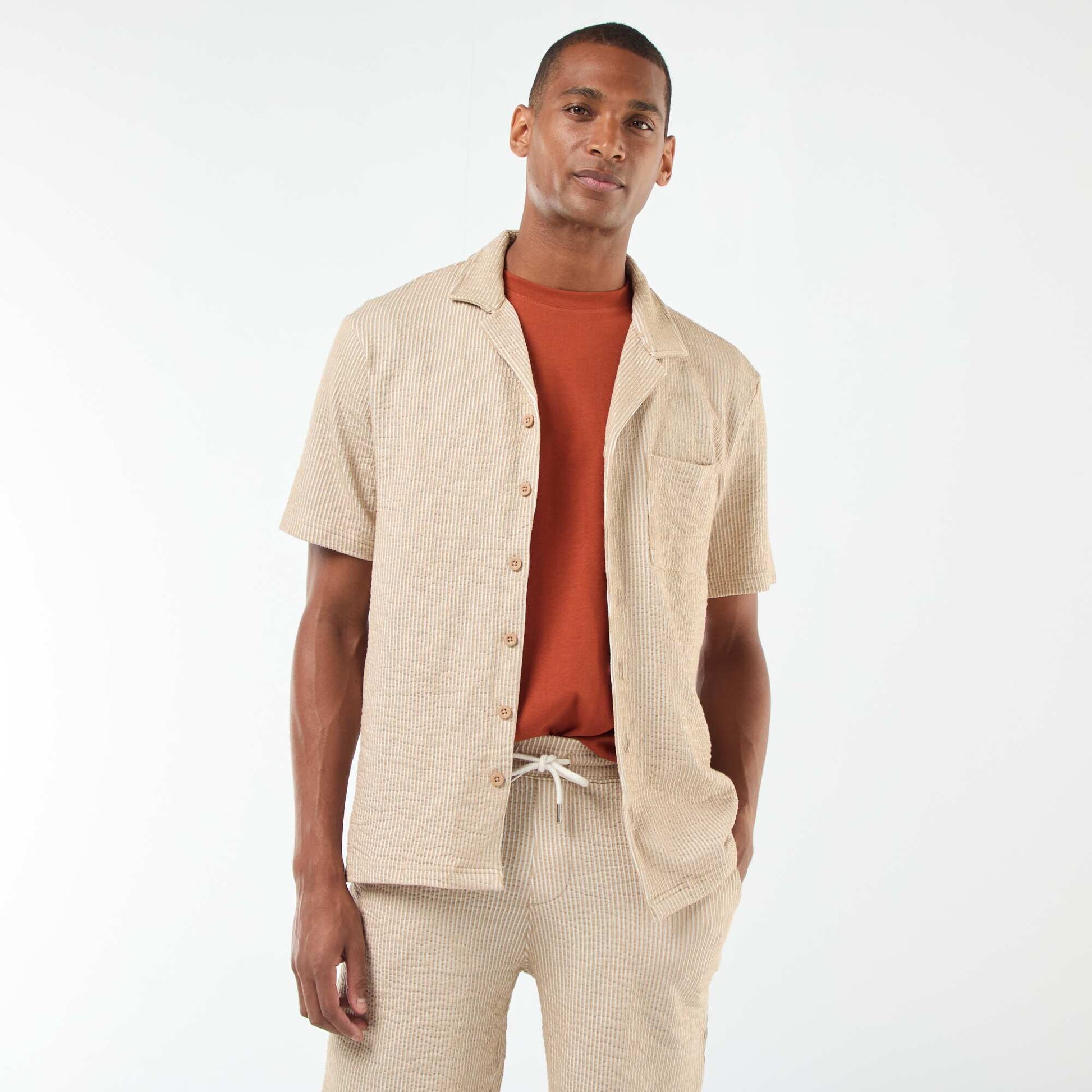 Chemise à manches courtes en matière type crépon BEIGE