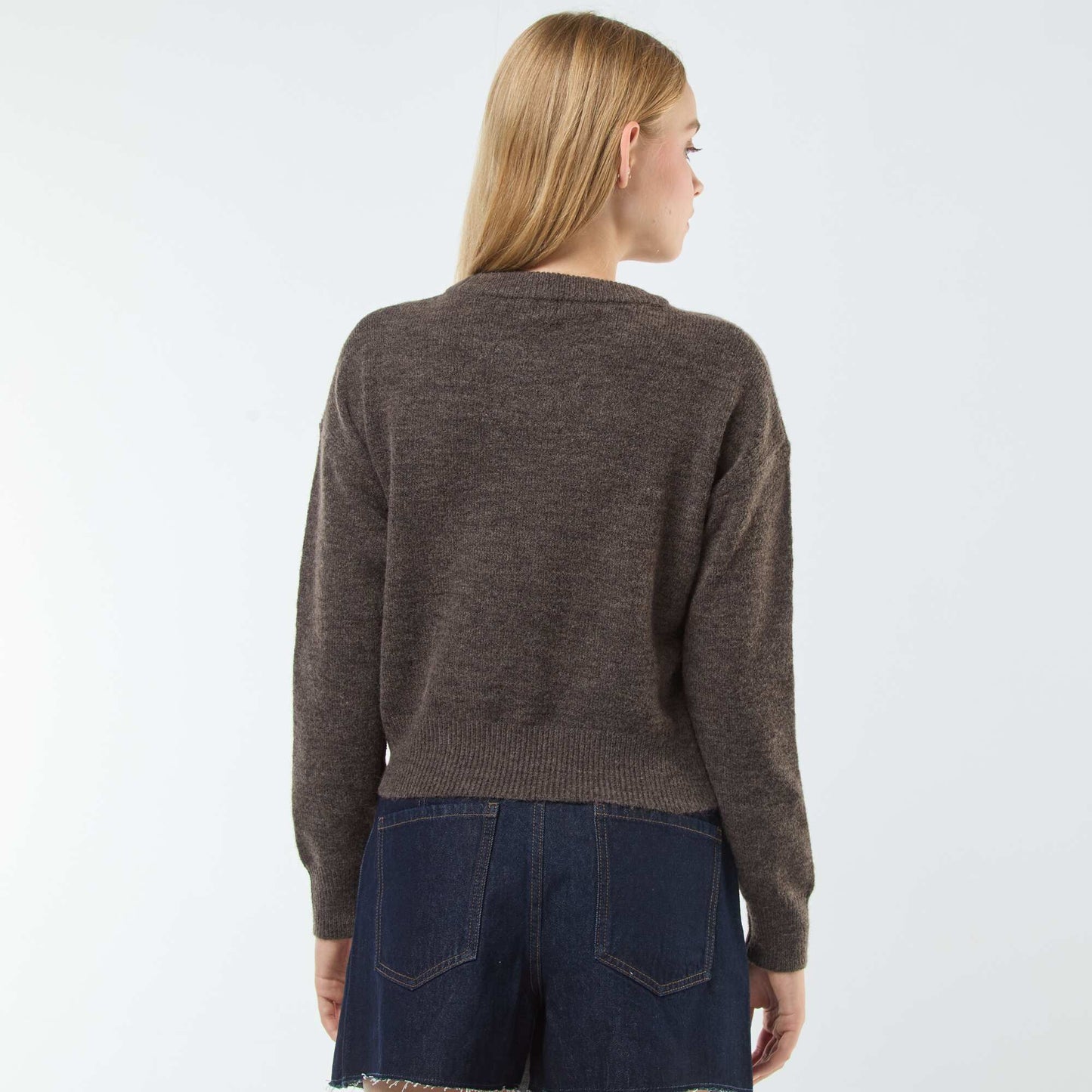 Pull crop top en maille douce MARRON