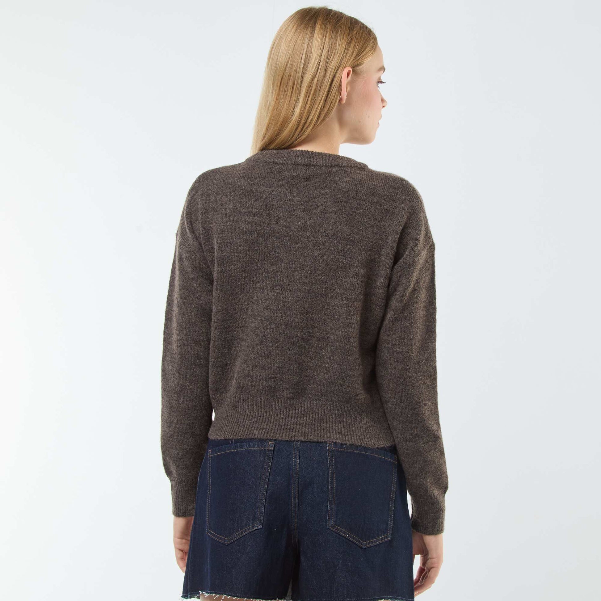 Pull crop top en maille douce MARRON