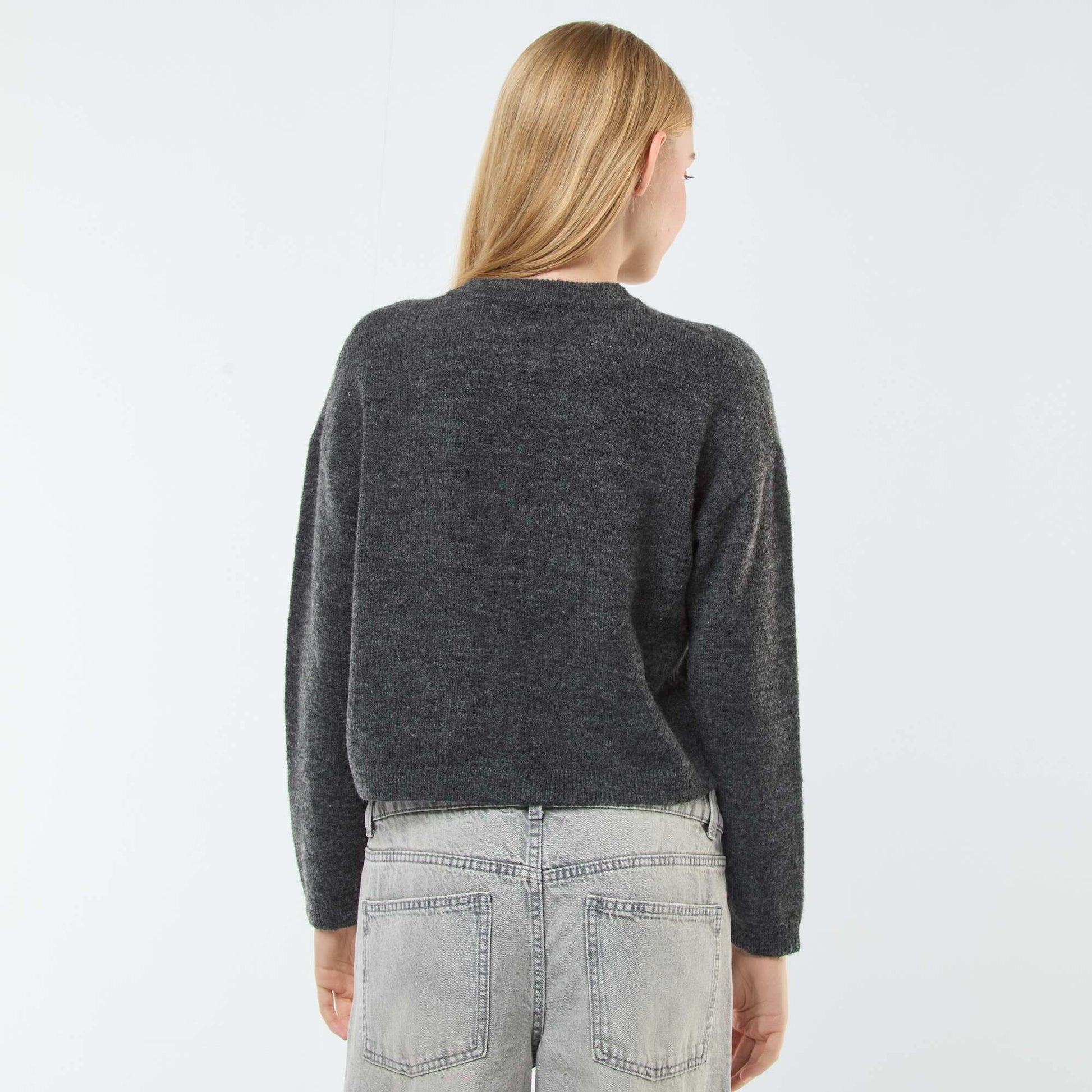 Gilet cropped en maille GRIS FONCé