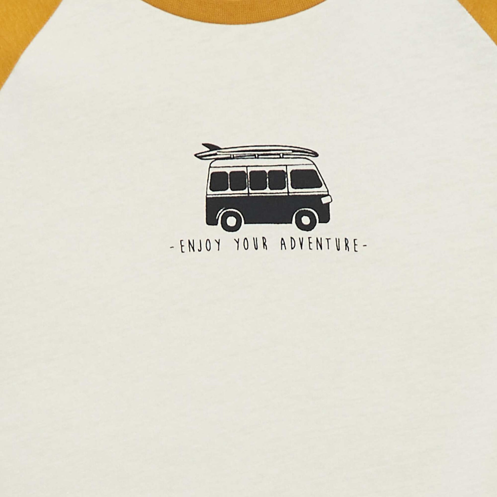 Tee-shirt imprimé avec manches courtes raglan JAUNE