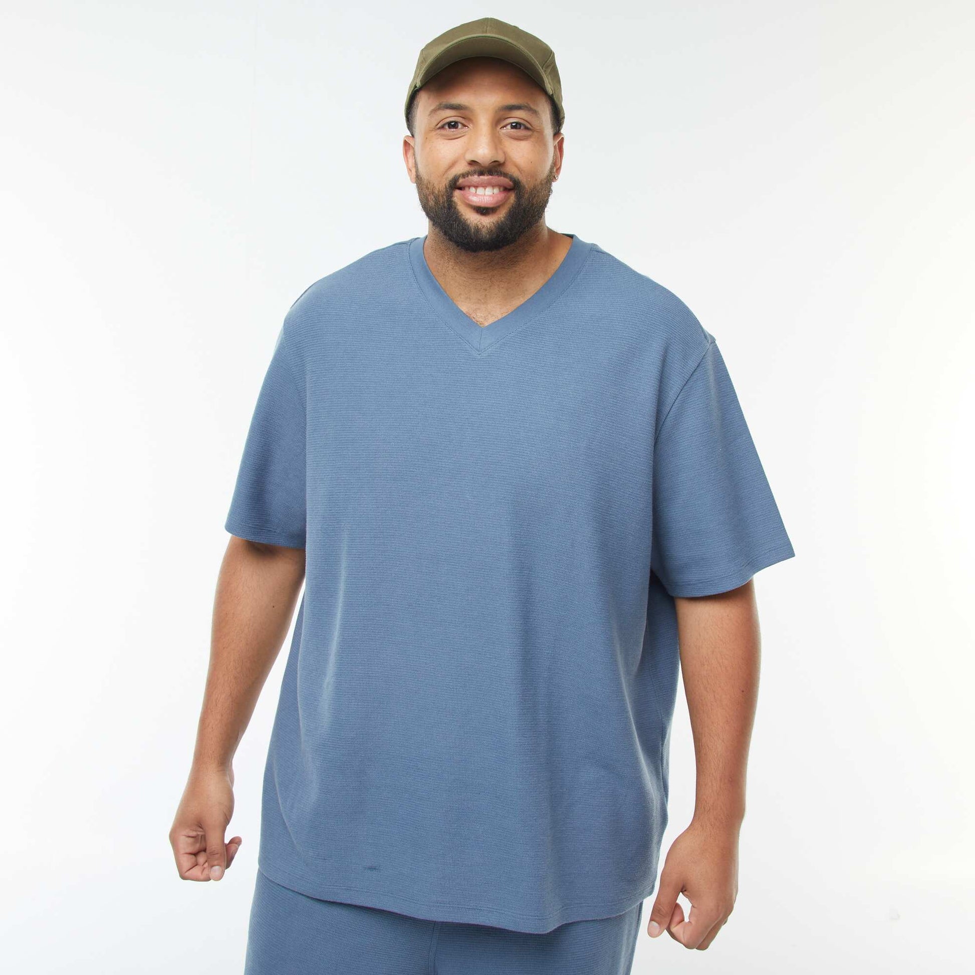 T-shirt en maille texturée et col V BLEU