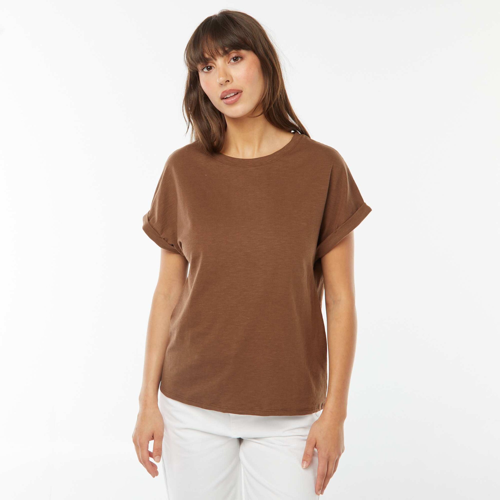 Tee-shirt manches courtes retroussées MARRON