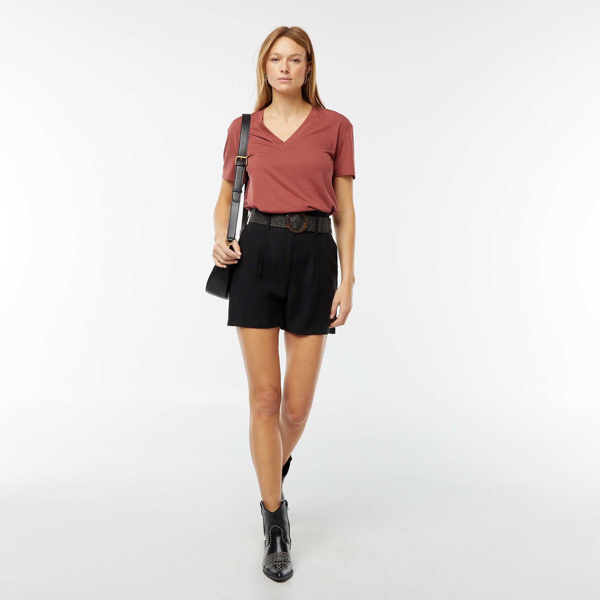 Tee-shirt manches courtes avec encolure en V BRIQUE