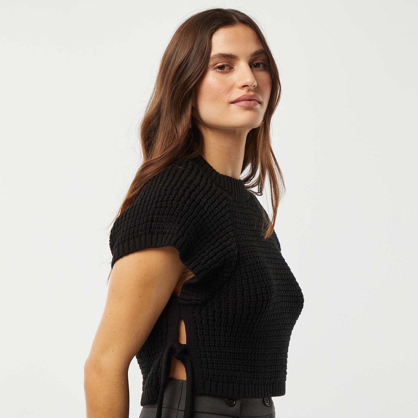 Pull en crochet sans manches NOIR