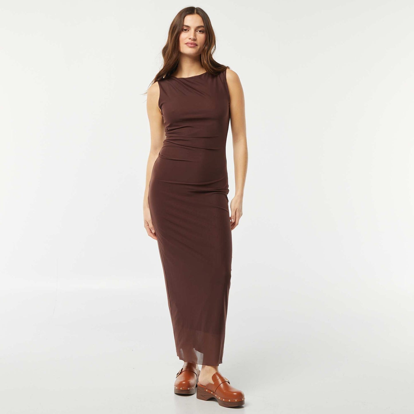 Robe longue en mesh drapée MARRON