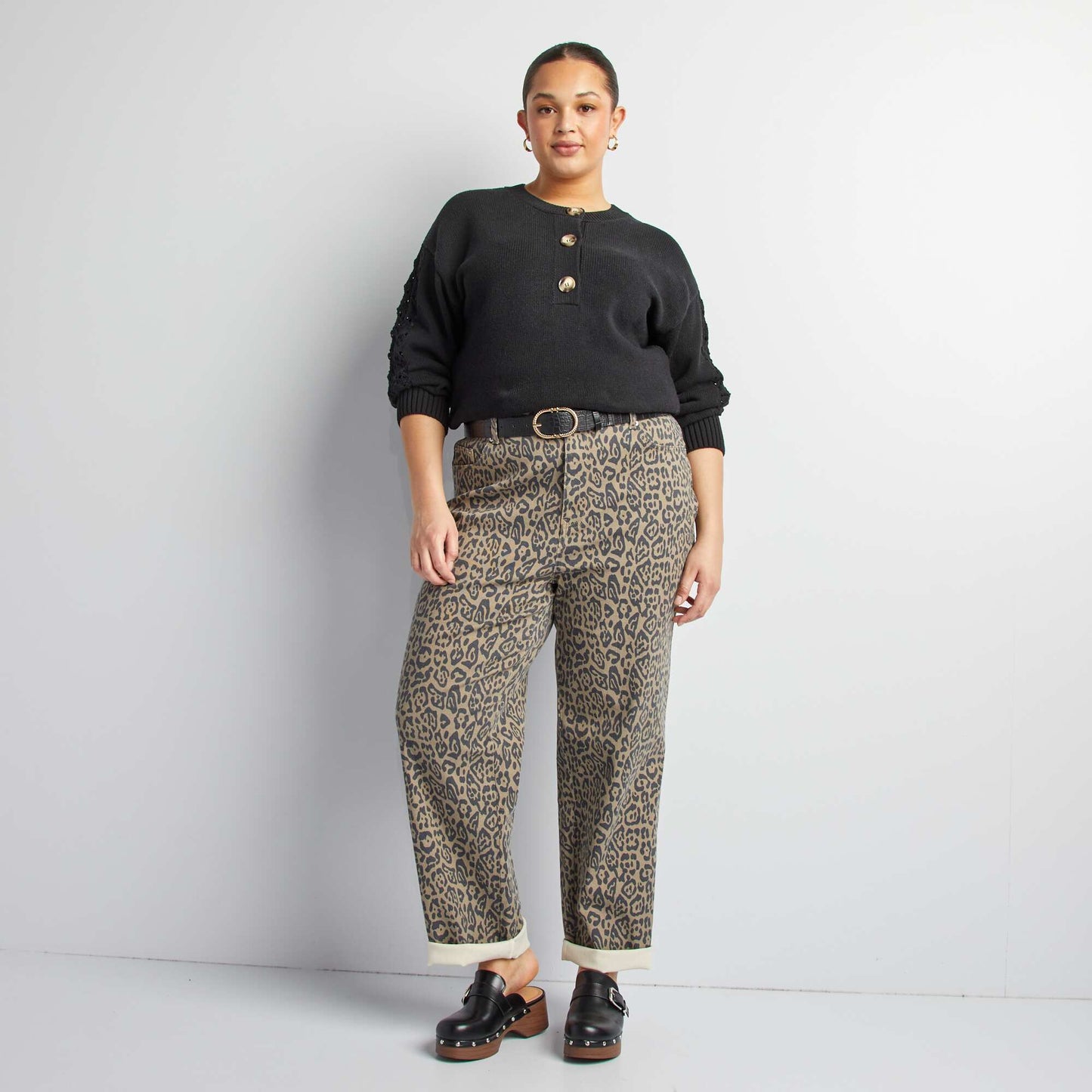Pull en crochet avec col boutonné NOIR