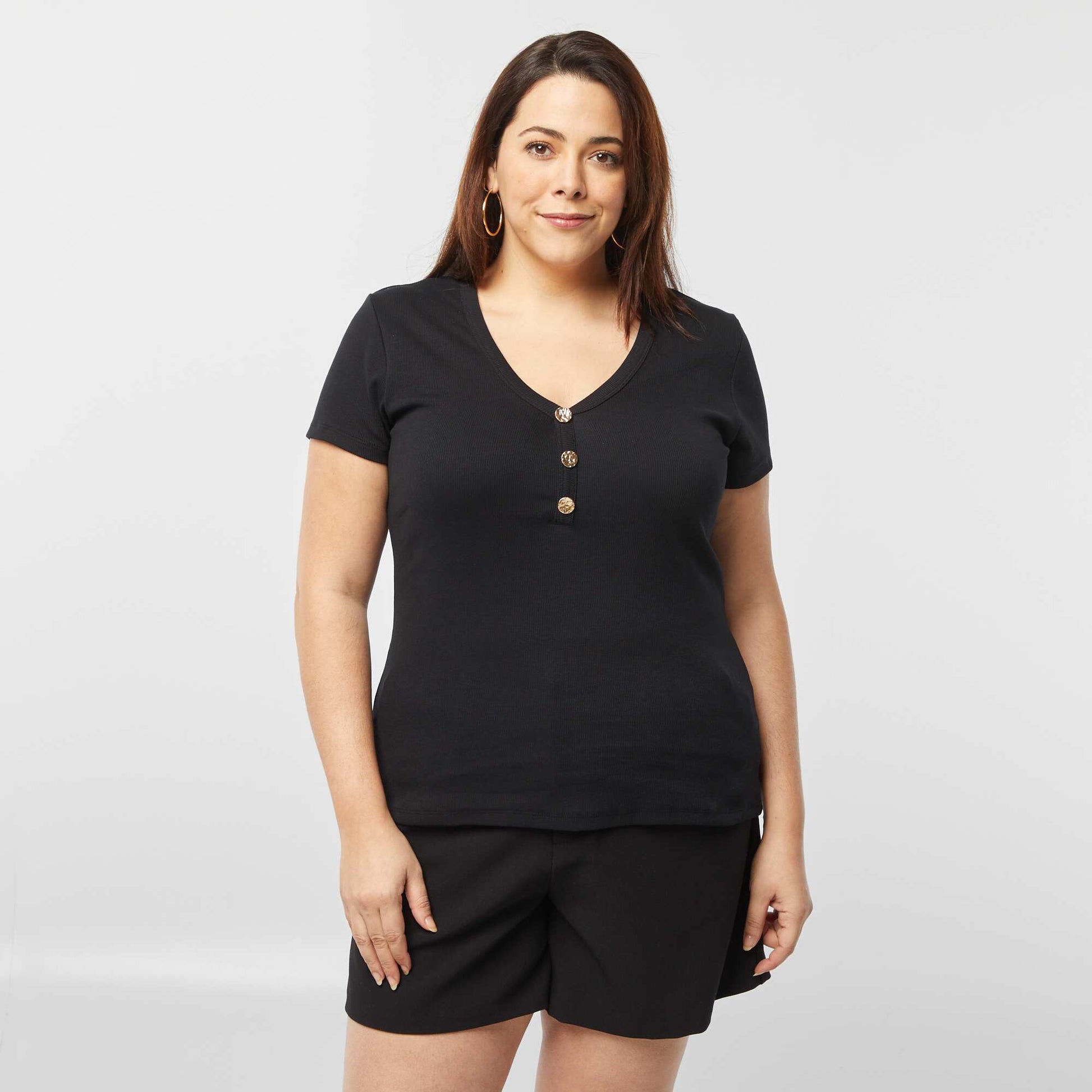 Tee-shirt côtelé avec encolure boutonnée NOIR