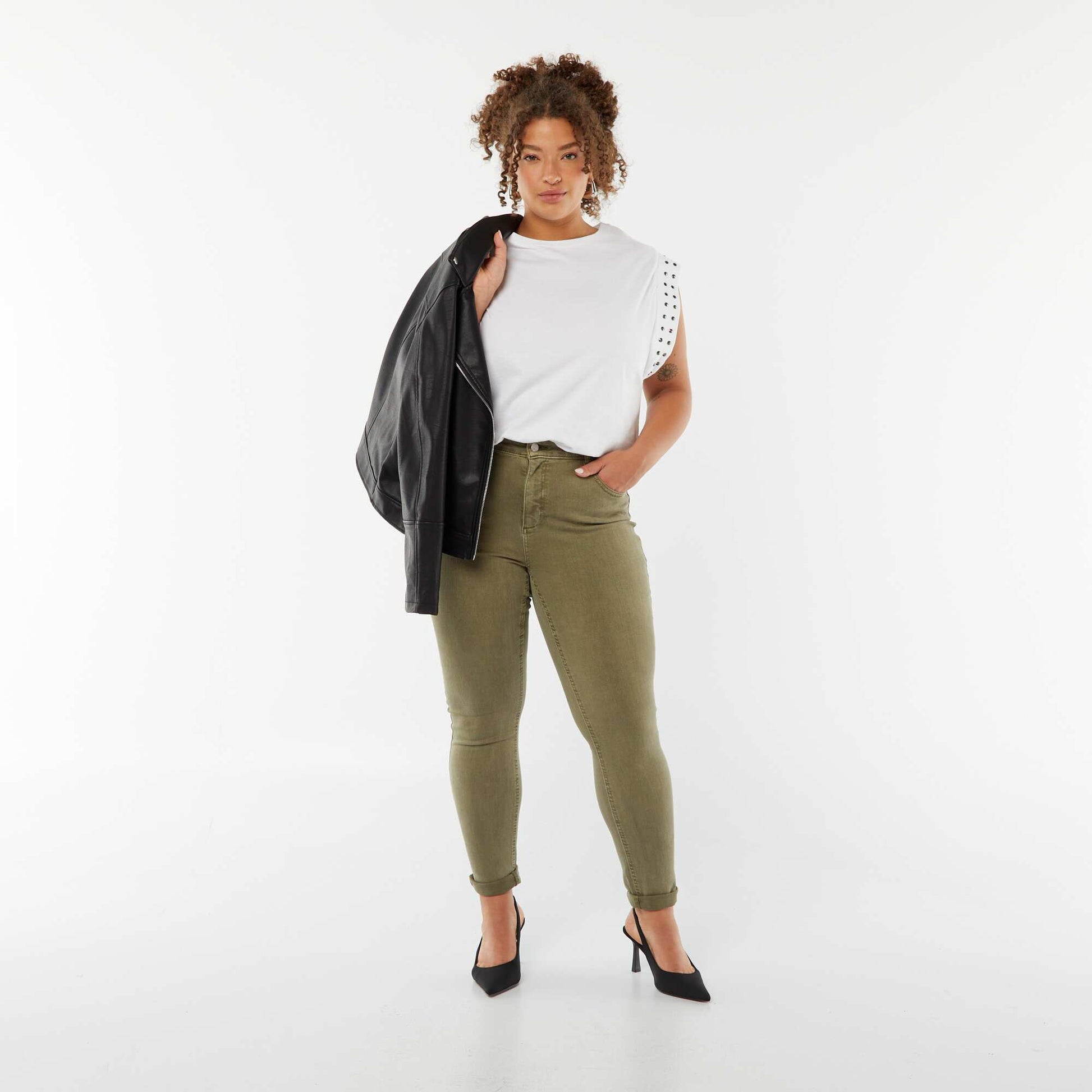 T-shirt sans manches avec emmanchures cloutées BLANC