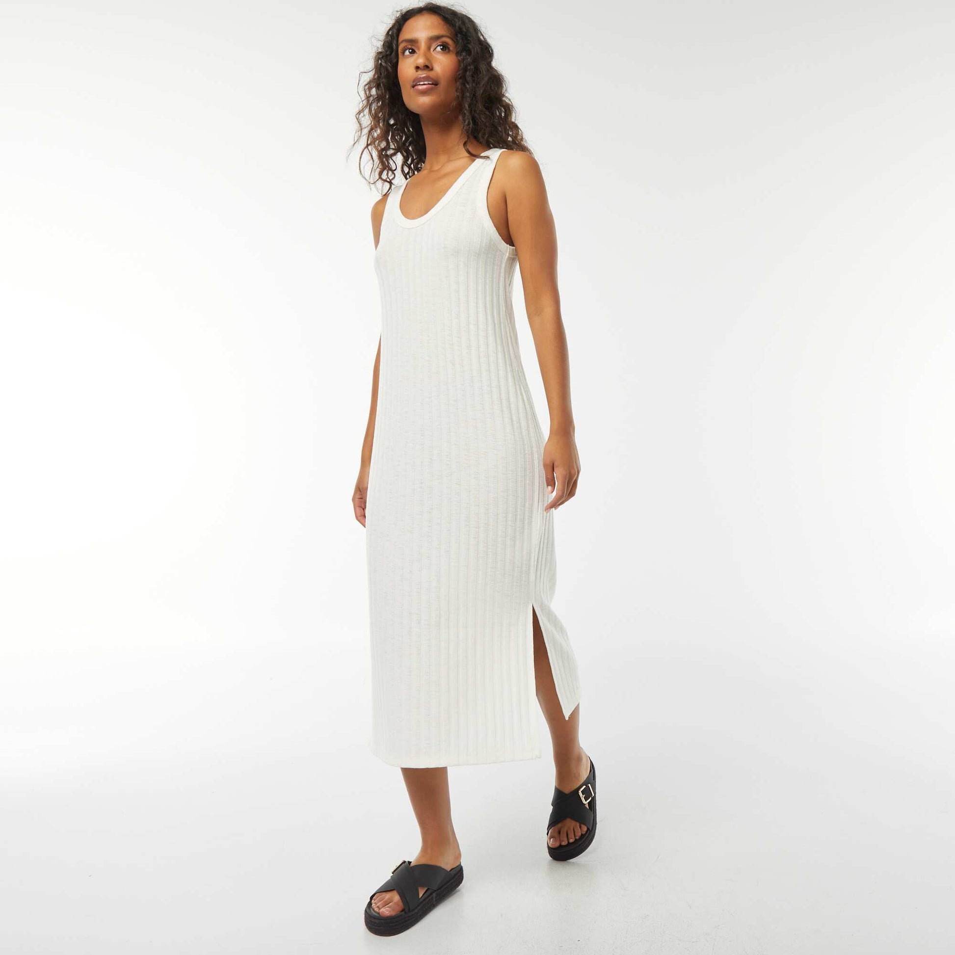 Robe unie sans manches BLANC