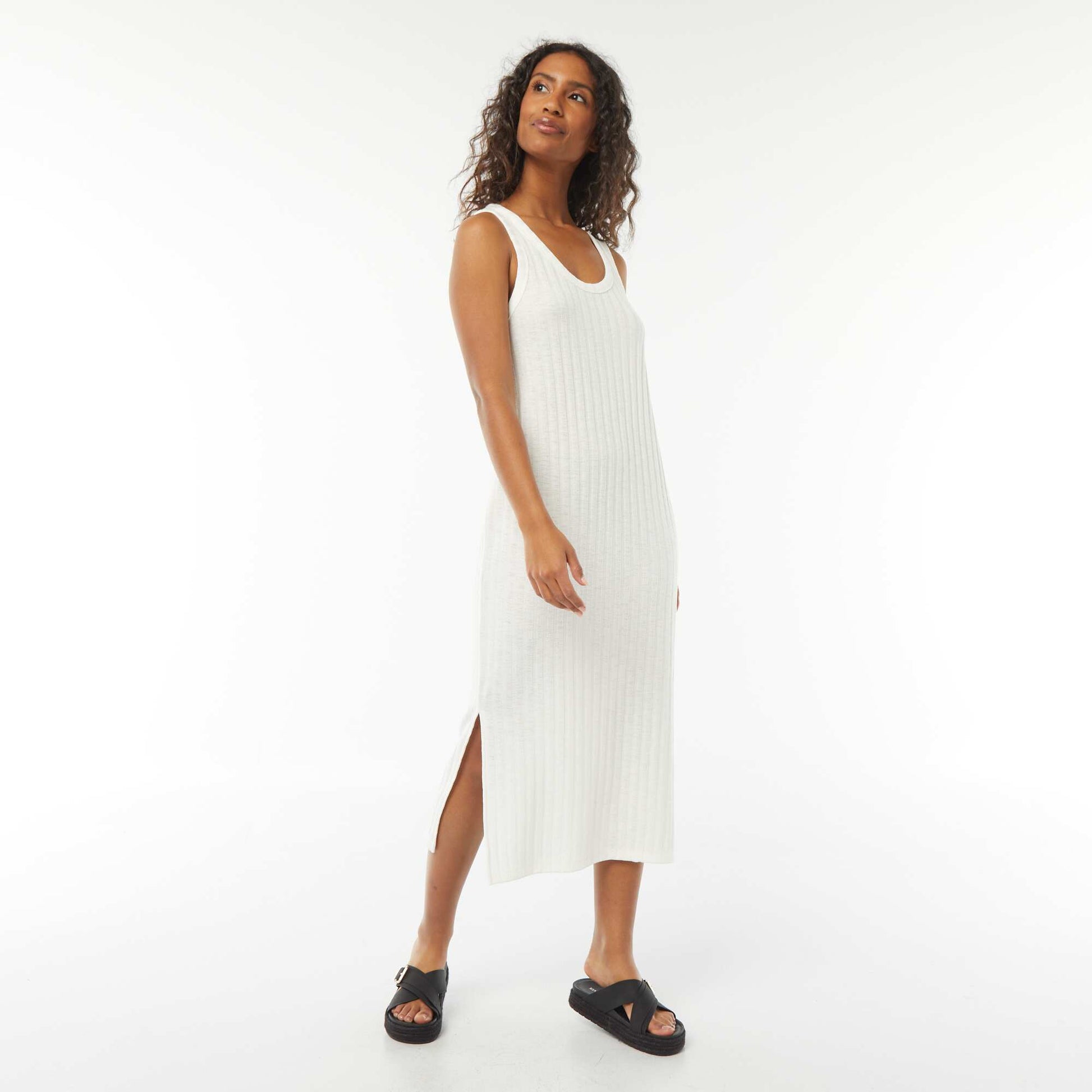 Robe unie sans manches BLANC