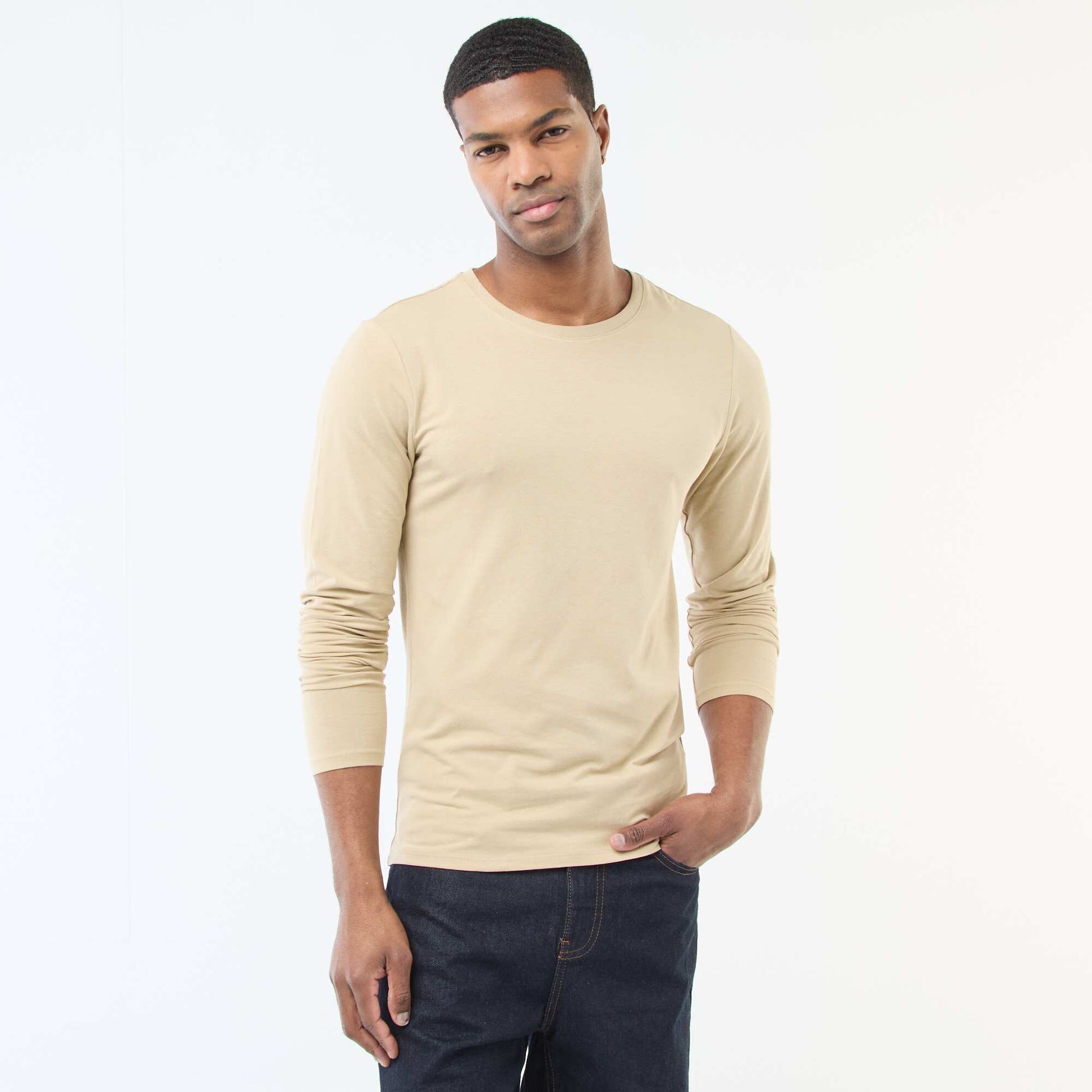 T-shirt uni à manches longues et col rond BEIGE