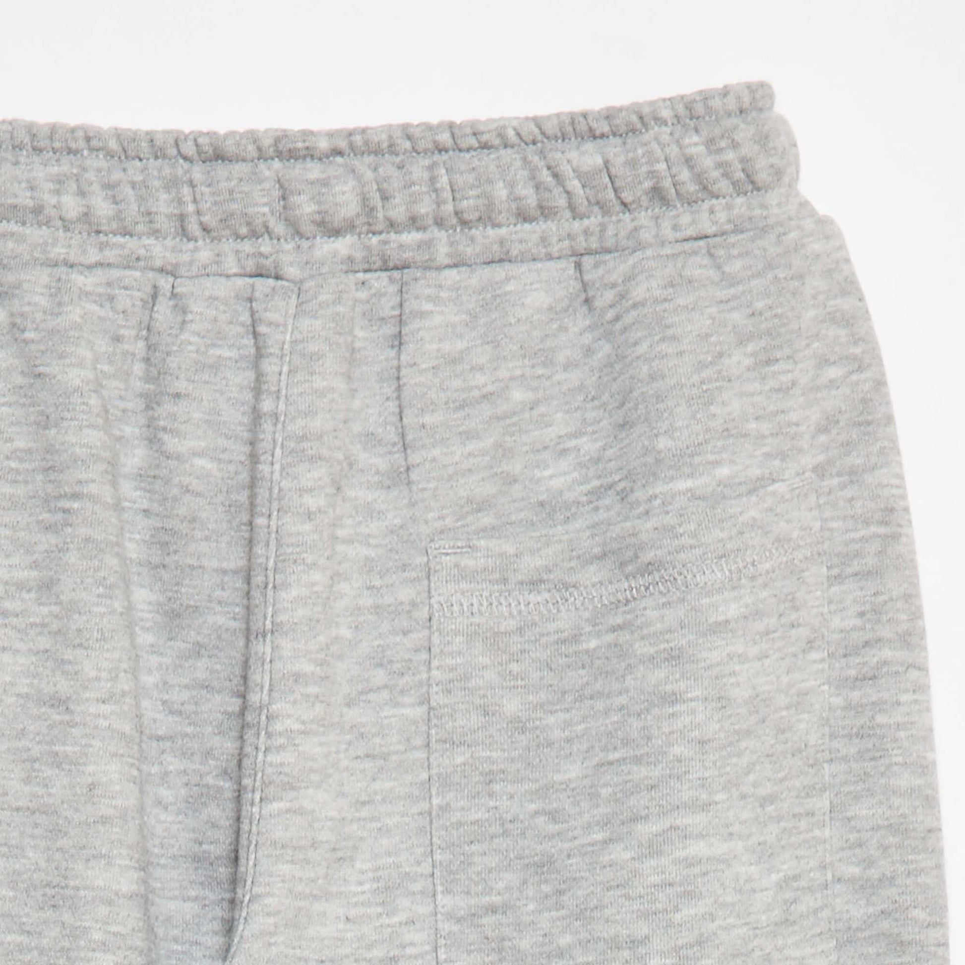 Jogging en french terry avec biais contrasté GRIS