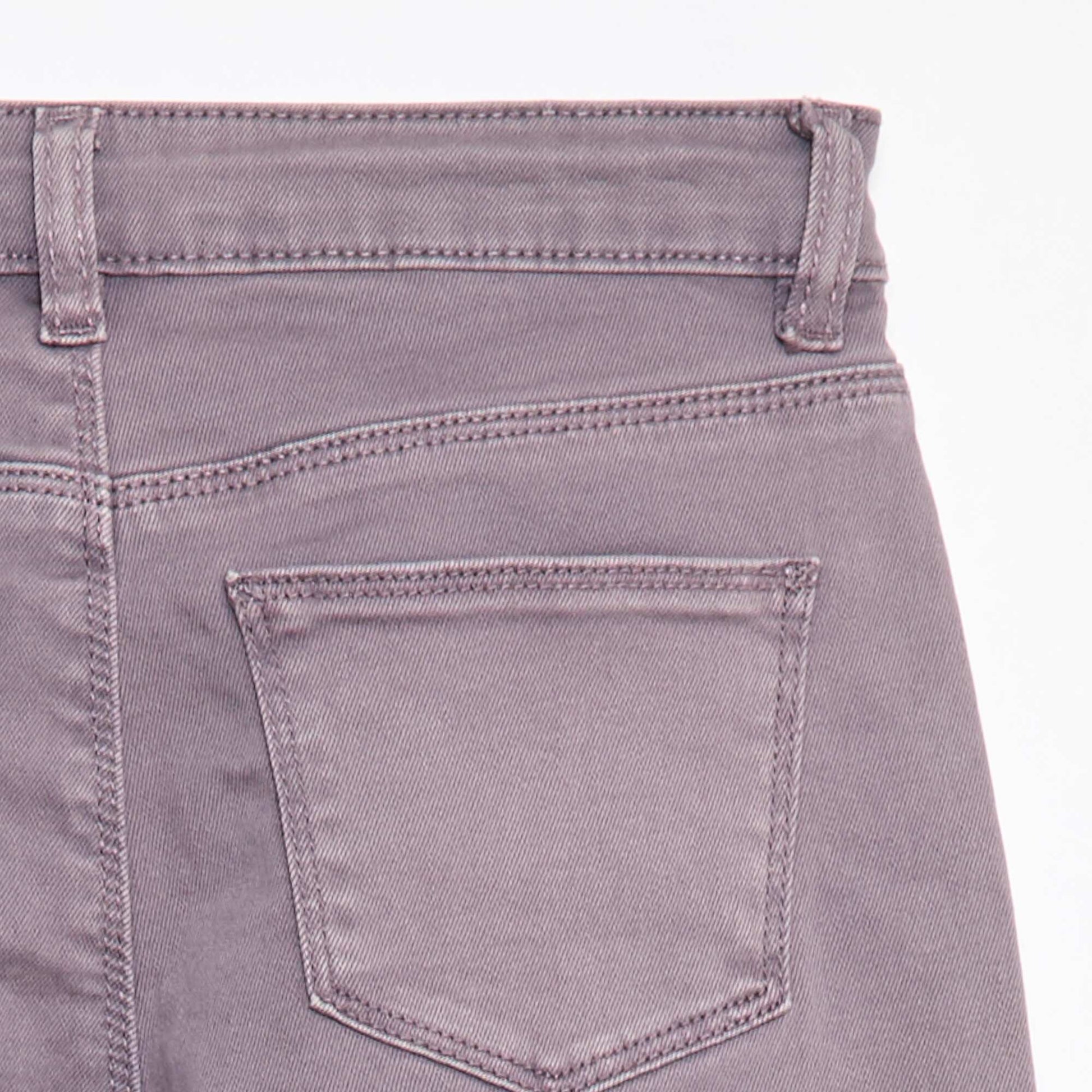 Pantalon en twill avec ouverture pressionnée - Coupe + confortable VIOLET