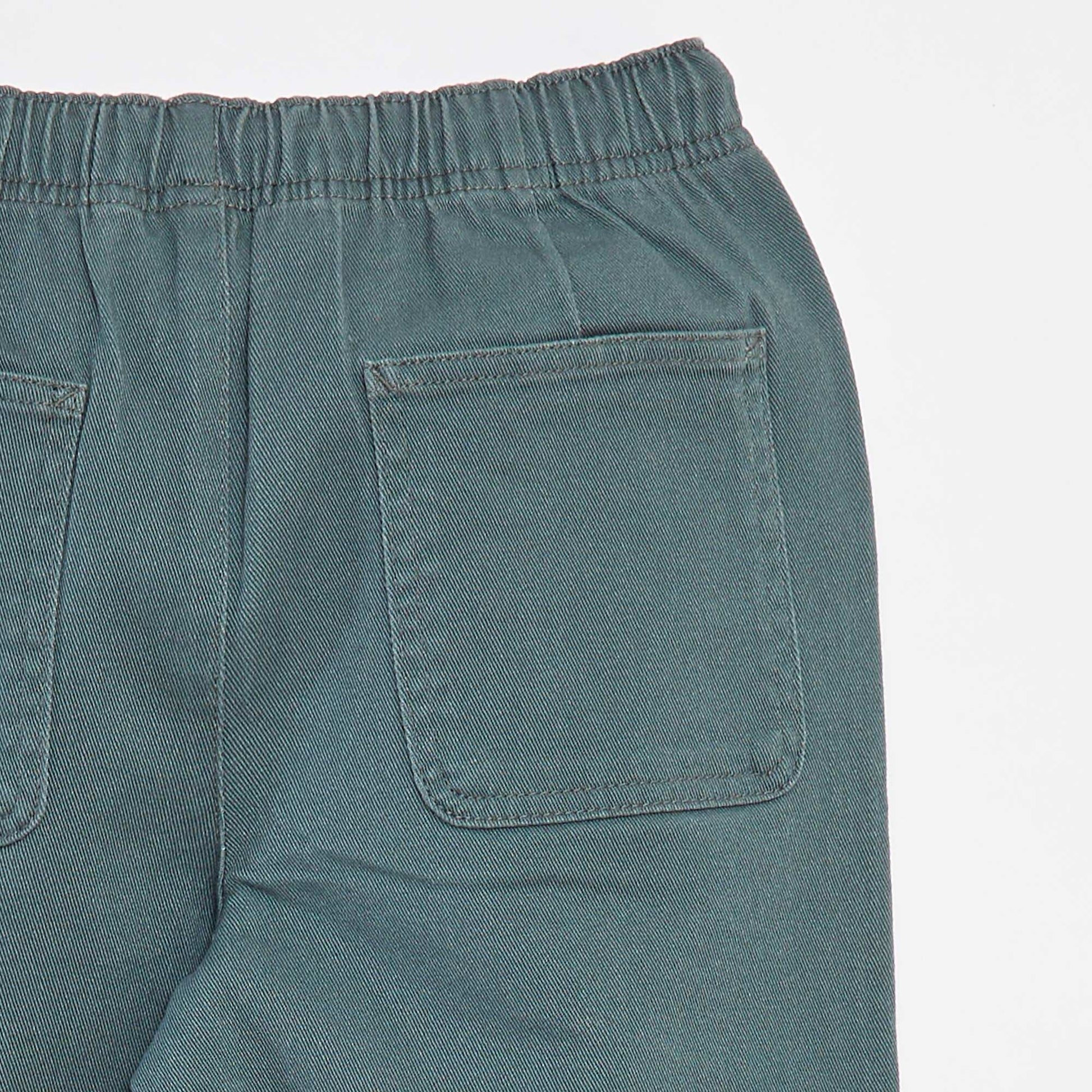Pantalon regular - Coupe + confortable VERT