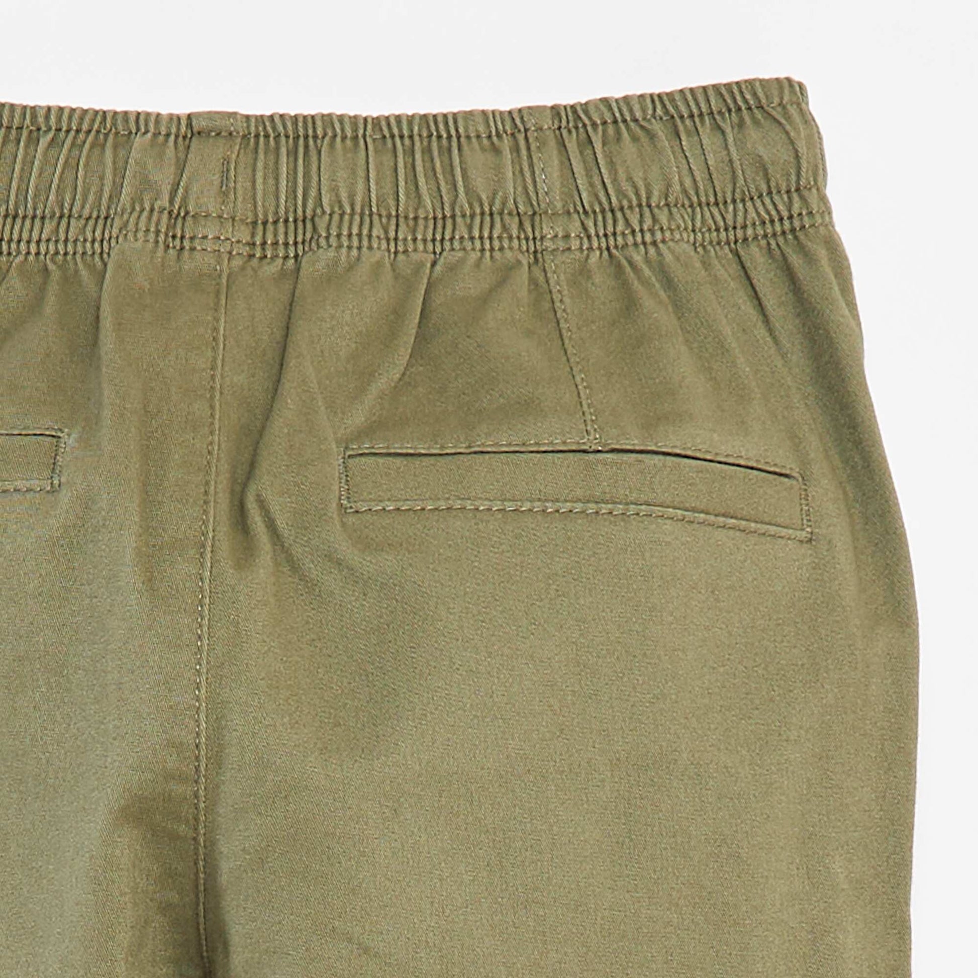 Pantalon avec poches et taille ajustable VERT