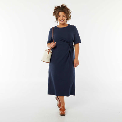 Robe unie drapée coupe midi NOIR