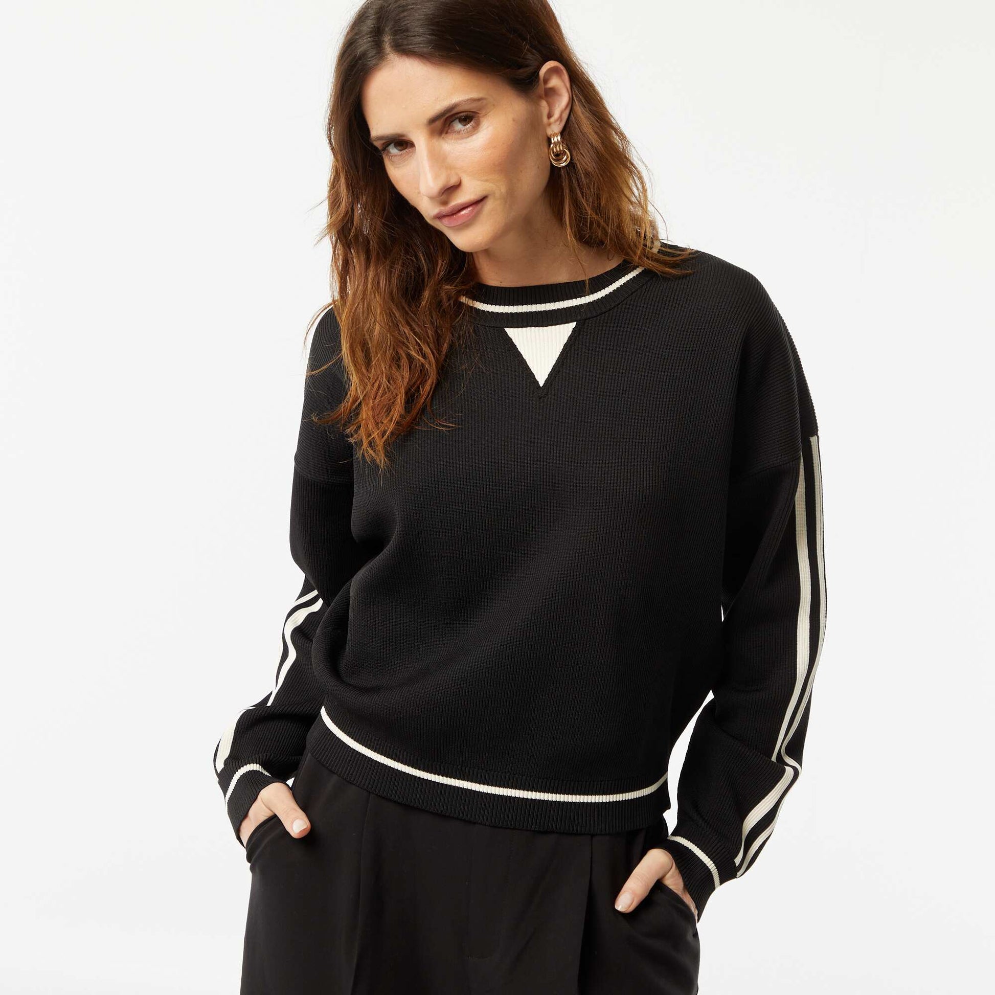 Pull en fine maille côtelée bicolore NOIR