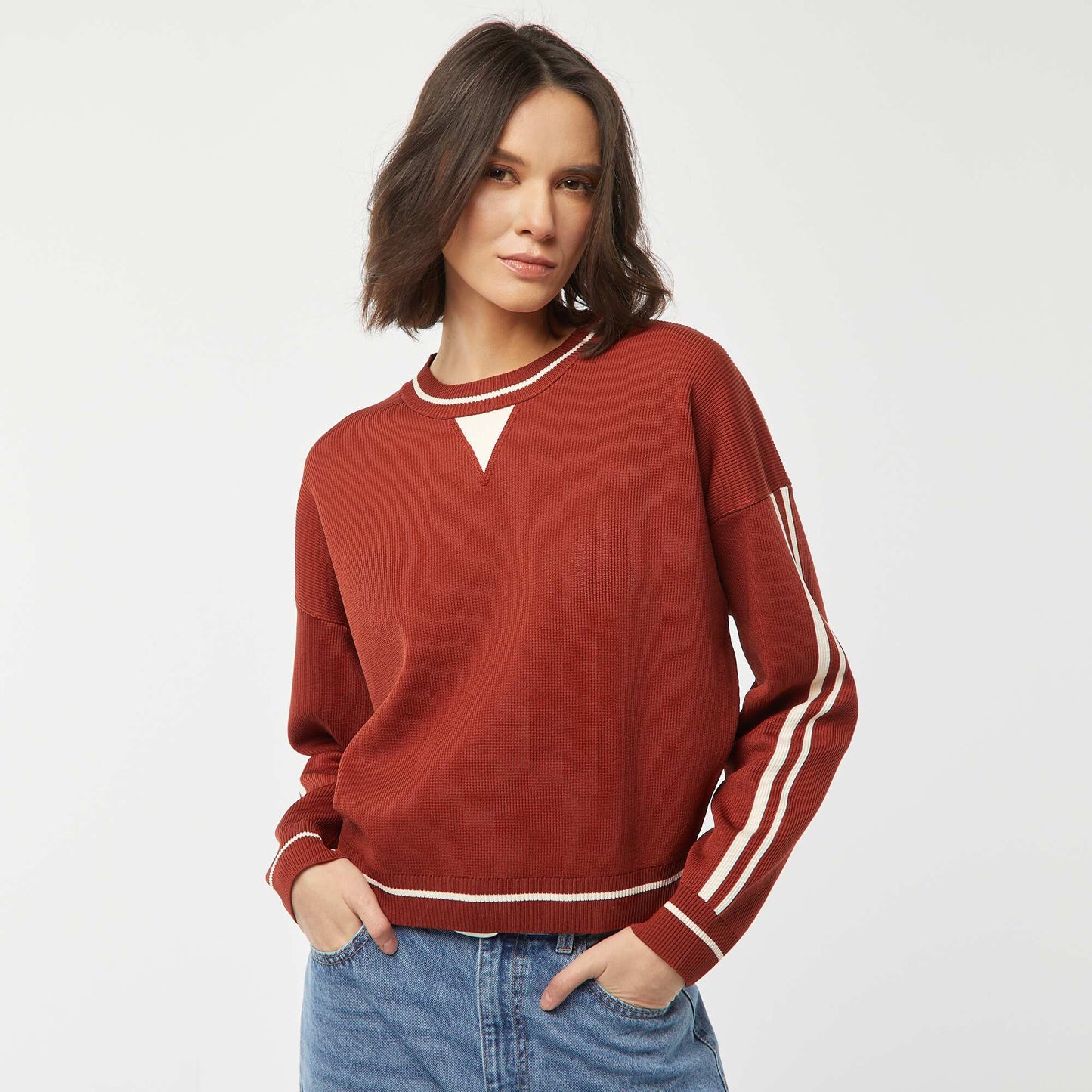 Pull en fine maille côtelée bicolore ROUGE