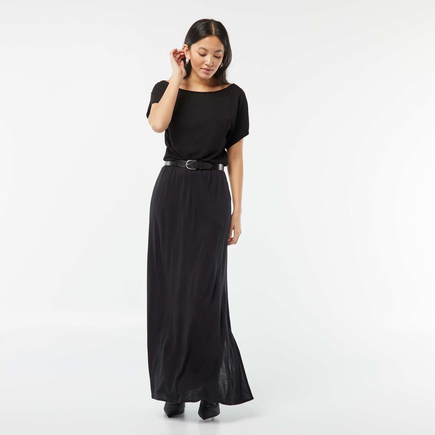 Pull en maille avec un col bateau et des manches courtes NOIR