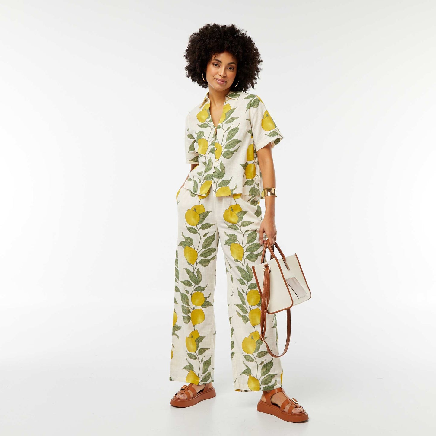 Pantalon large et fluide avec imprimé citron BEIGE