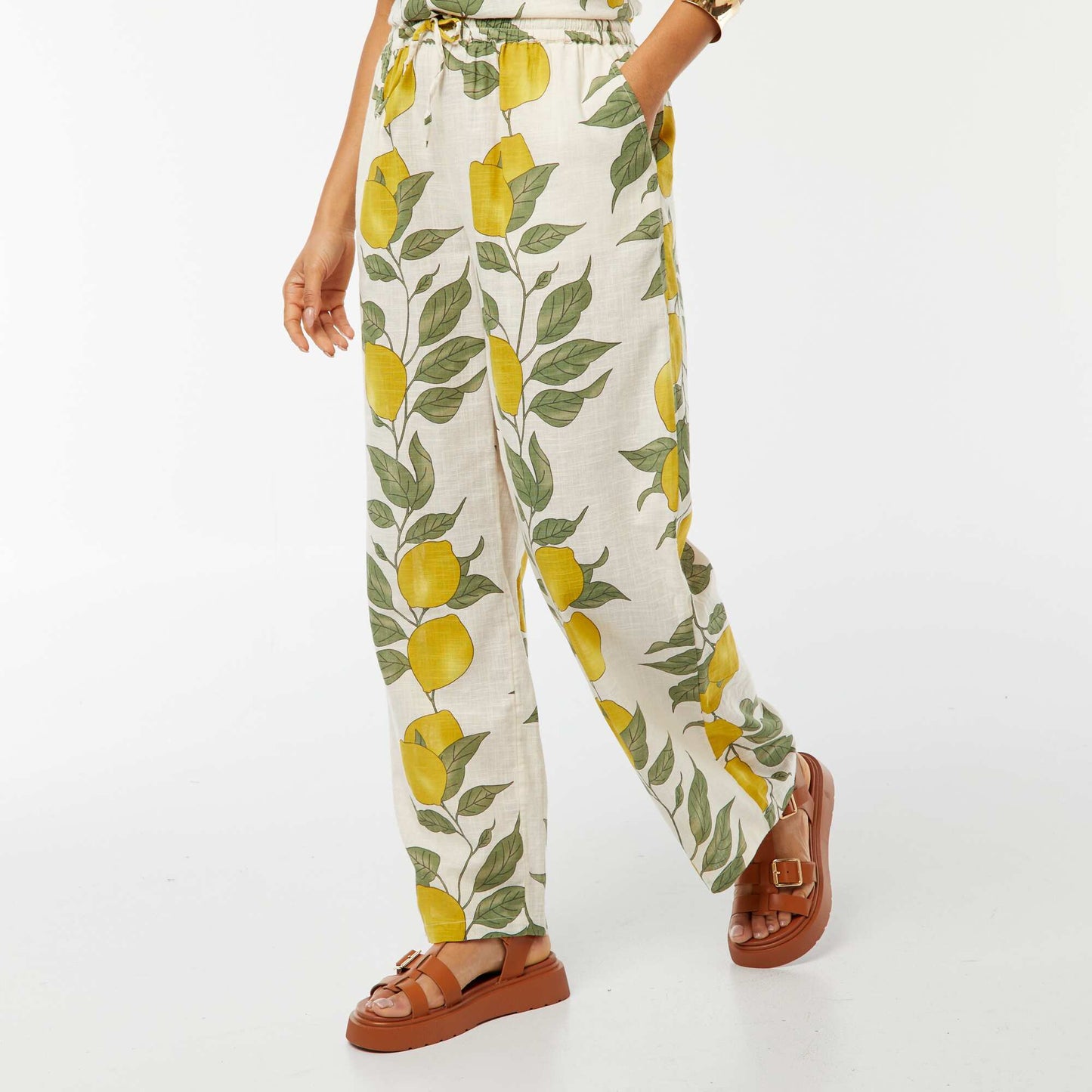 Pantalon large et fluide avec imprimé citron BEIGE