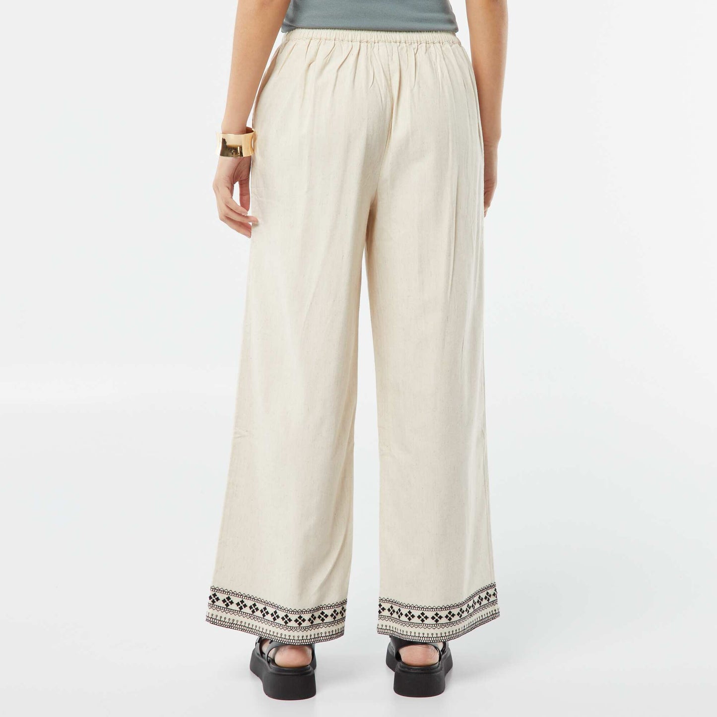 Pantalon large 3/4 avec broderies BEIGE