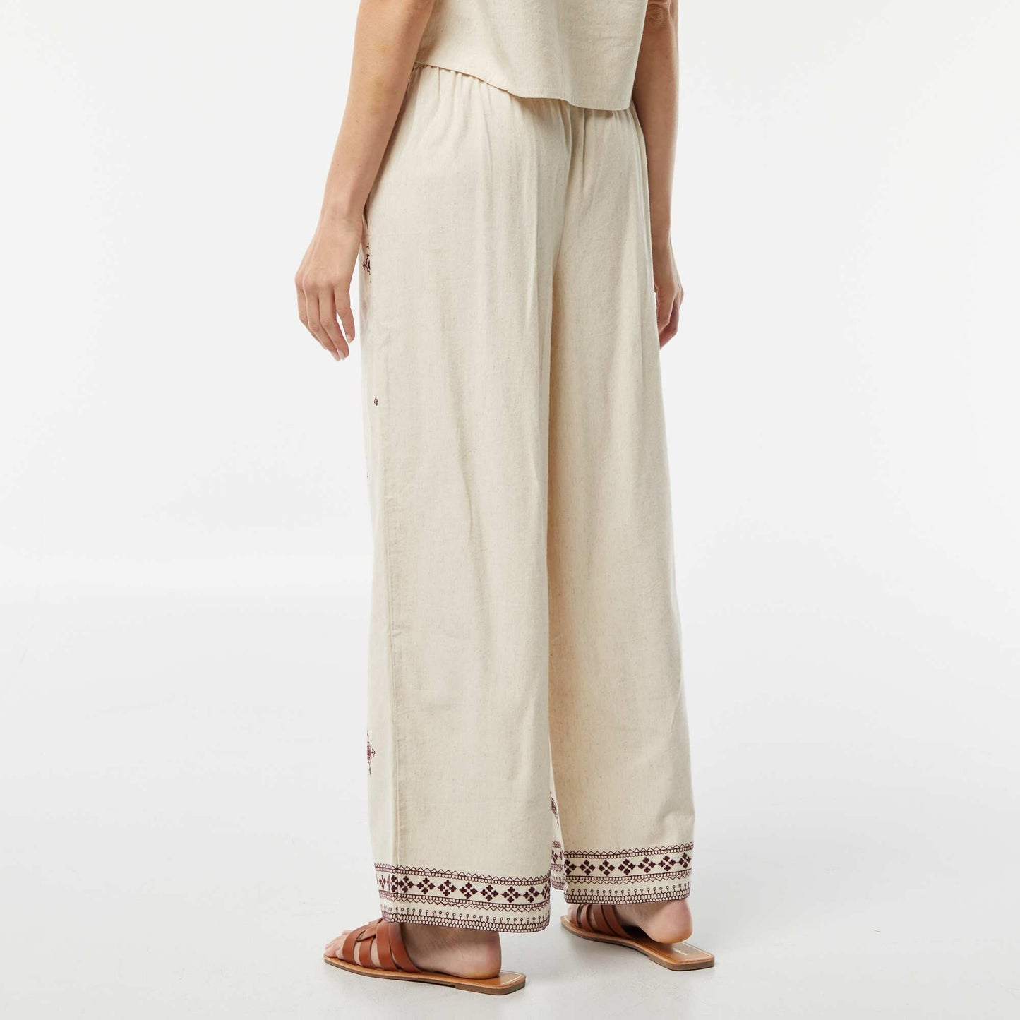 Pantalon large 3/4 avec broderies BEIGE