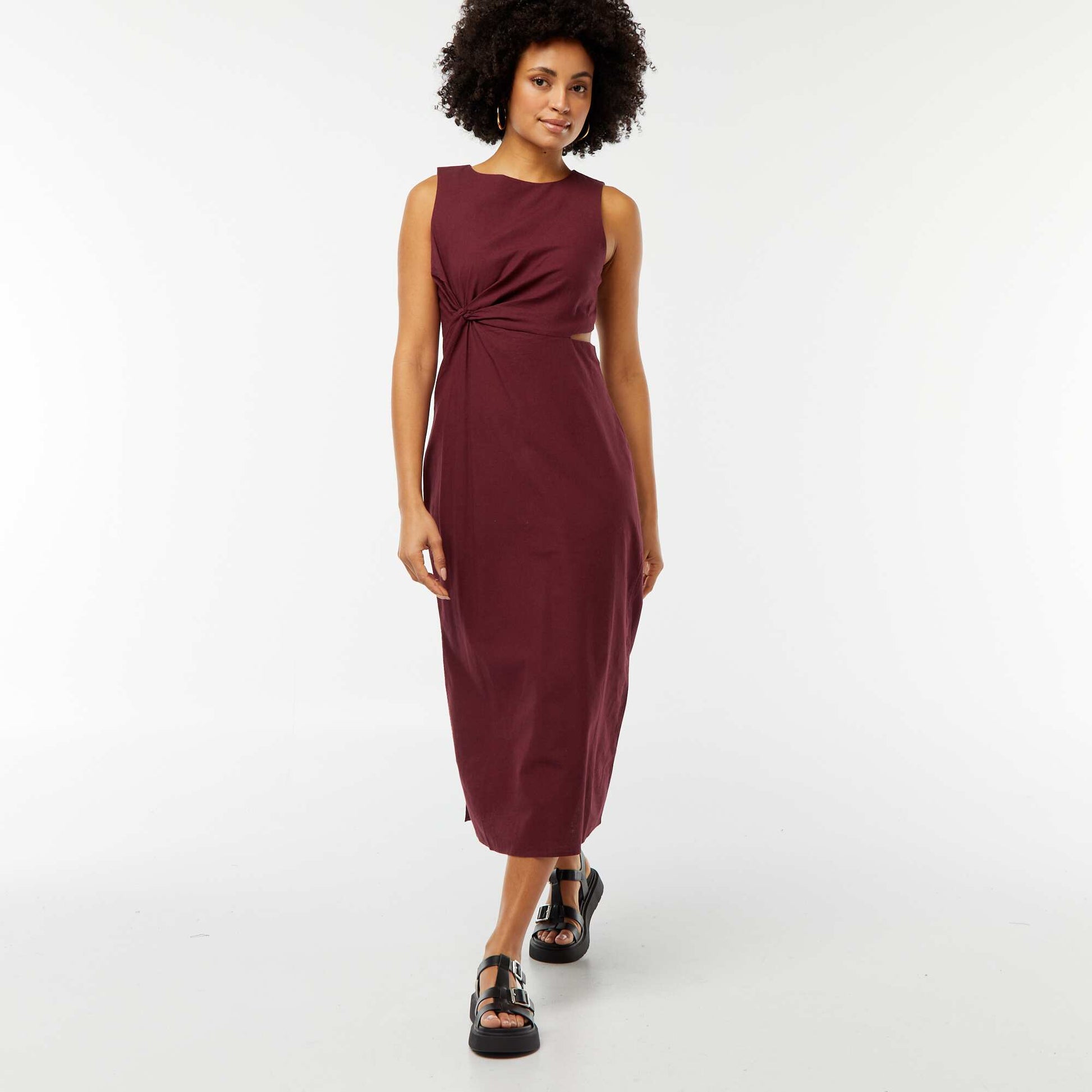 Robe midi sans manches ouverte sur le côté ROUGE