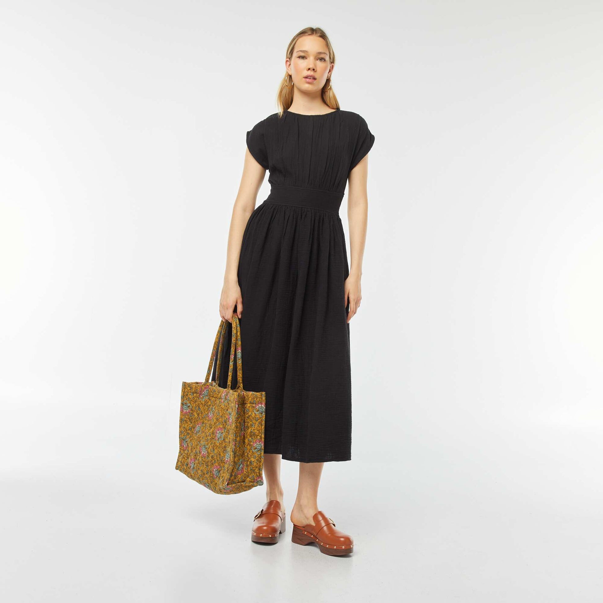 Robe longue sans manches NOIR
