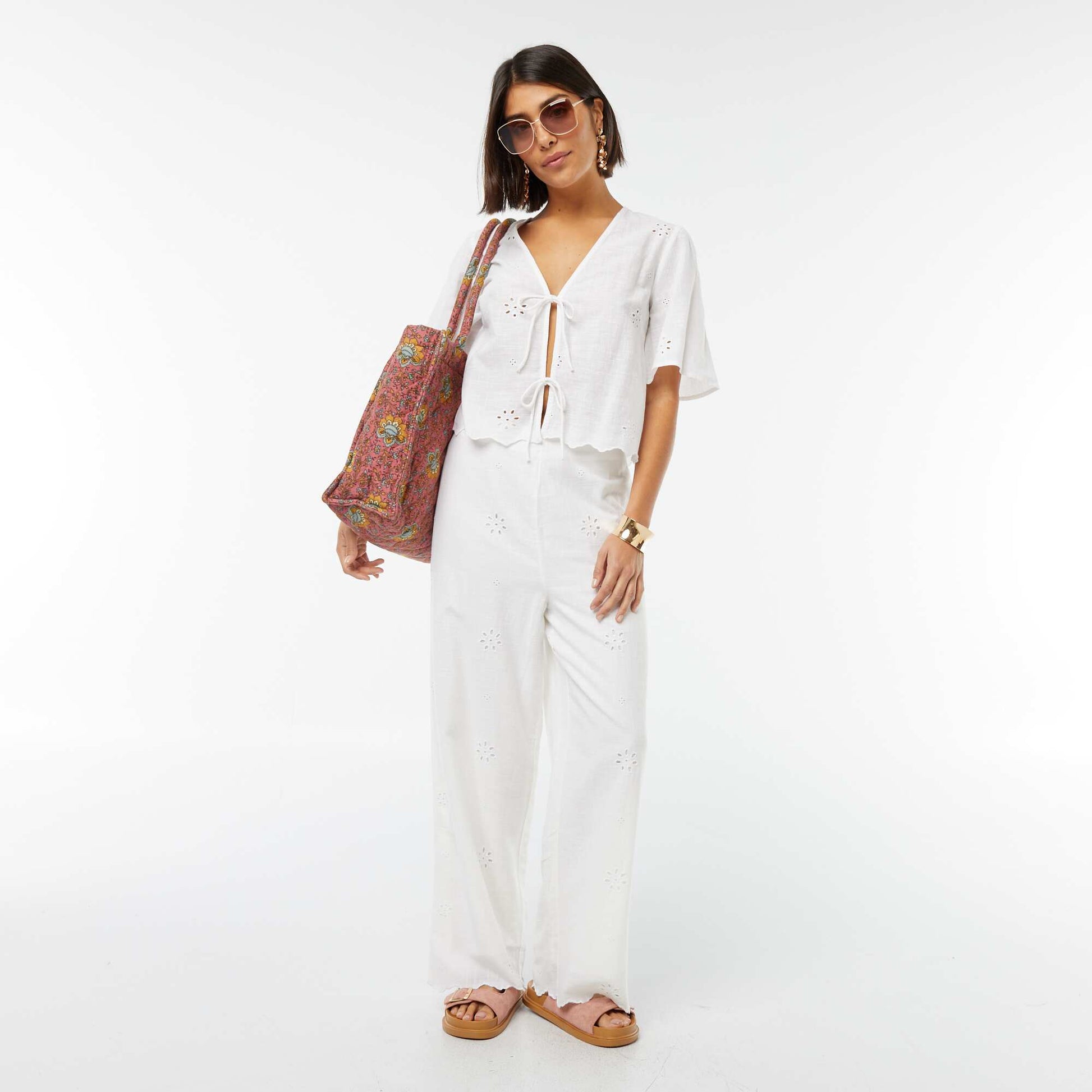 Pantalon large avec broderies anglaises BLANC