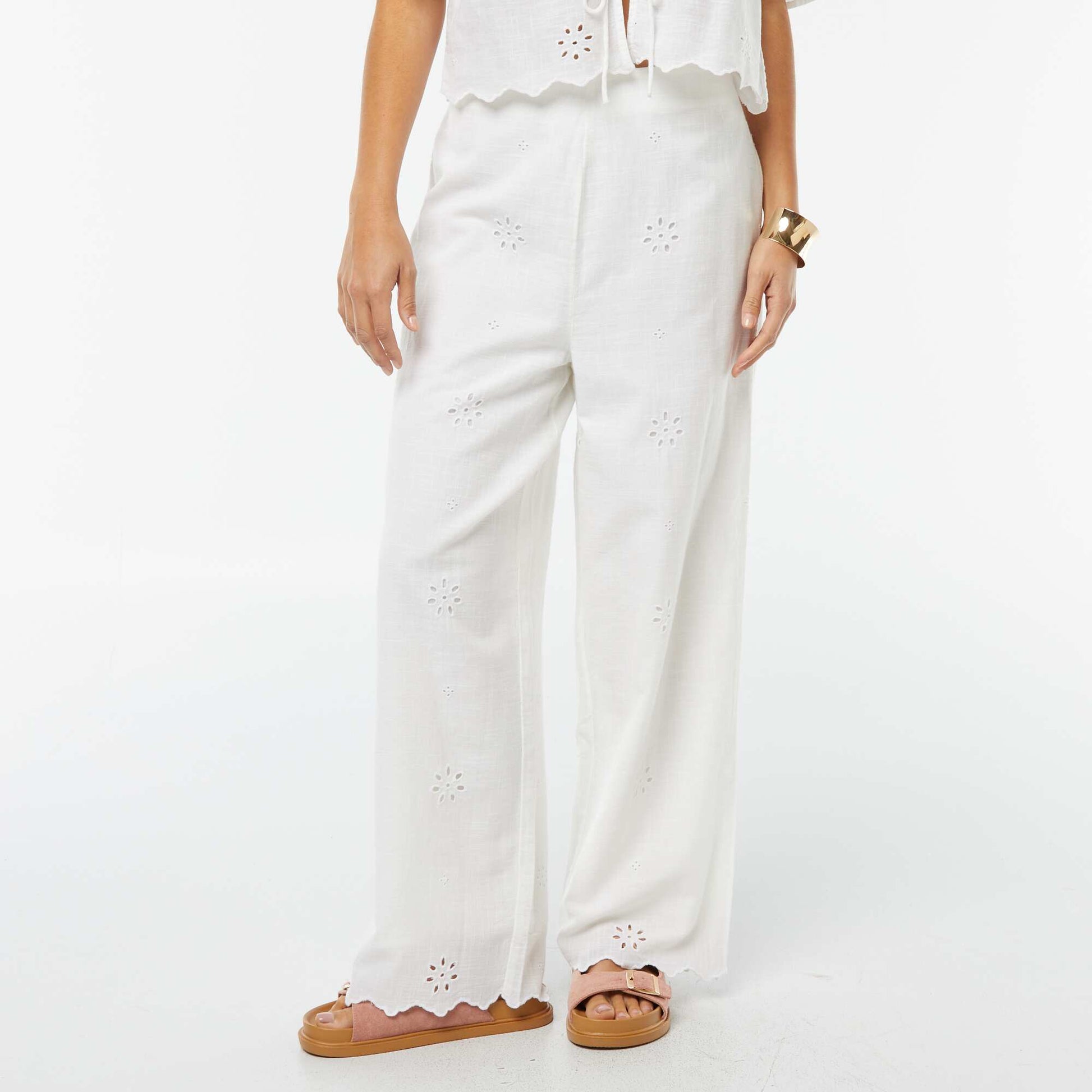 Pantalon large avec broderies anglaises BLANC