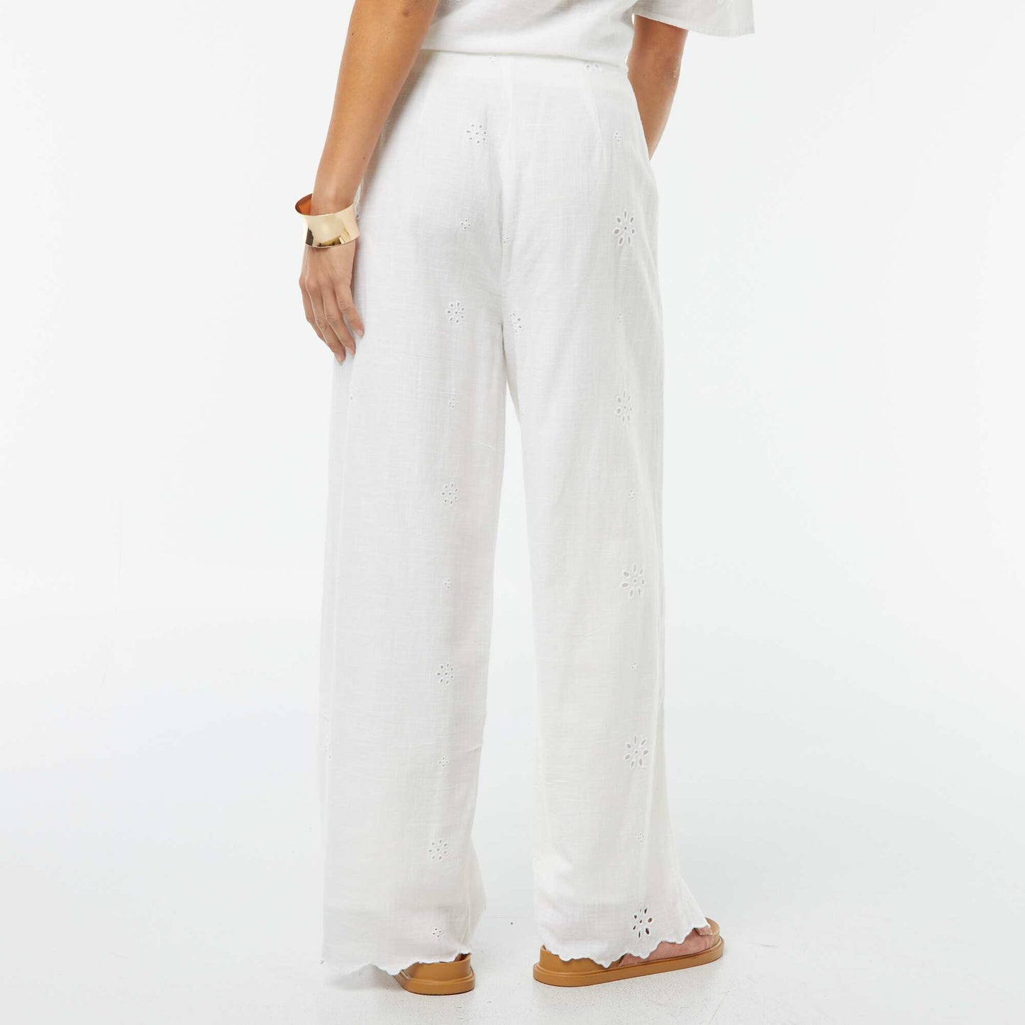 Pantalon large avec broderies anglaises BLANC