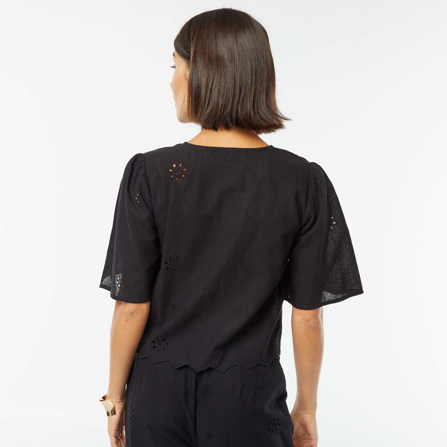 Blouse avec liens et manches 3/4 NOIR