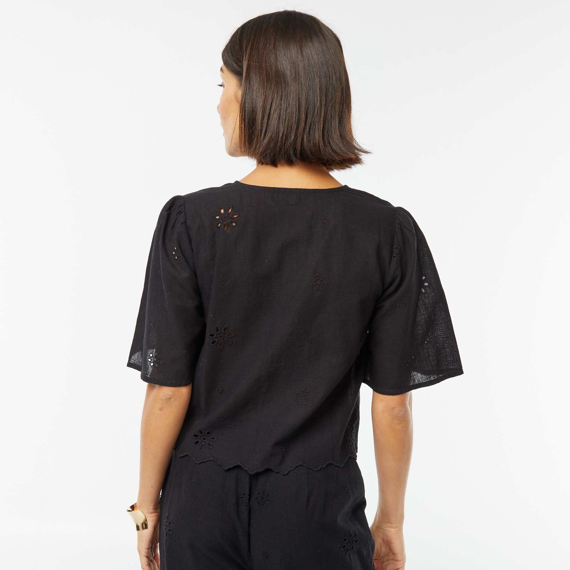 Blouse avec liens et manches 3/4 NOIR