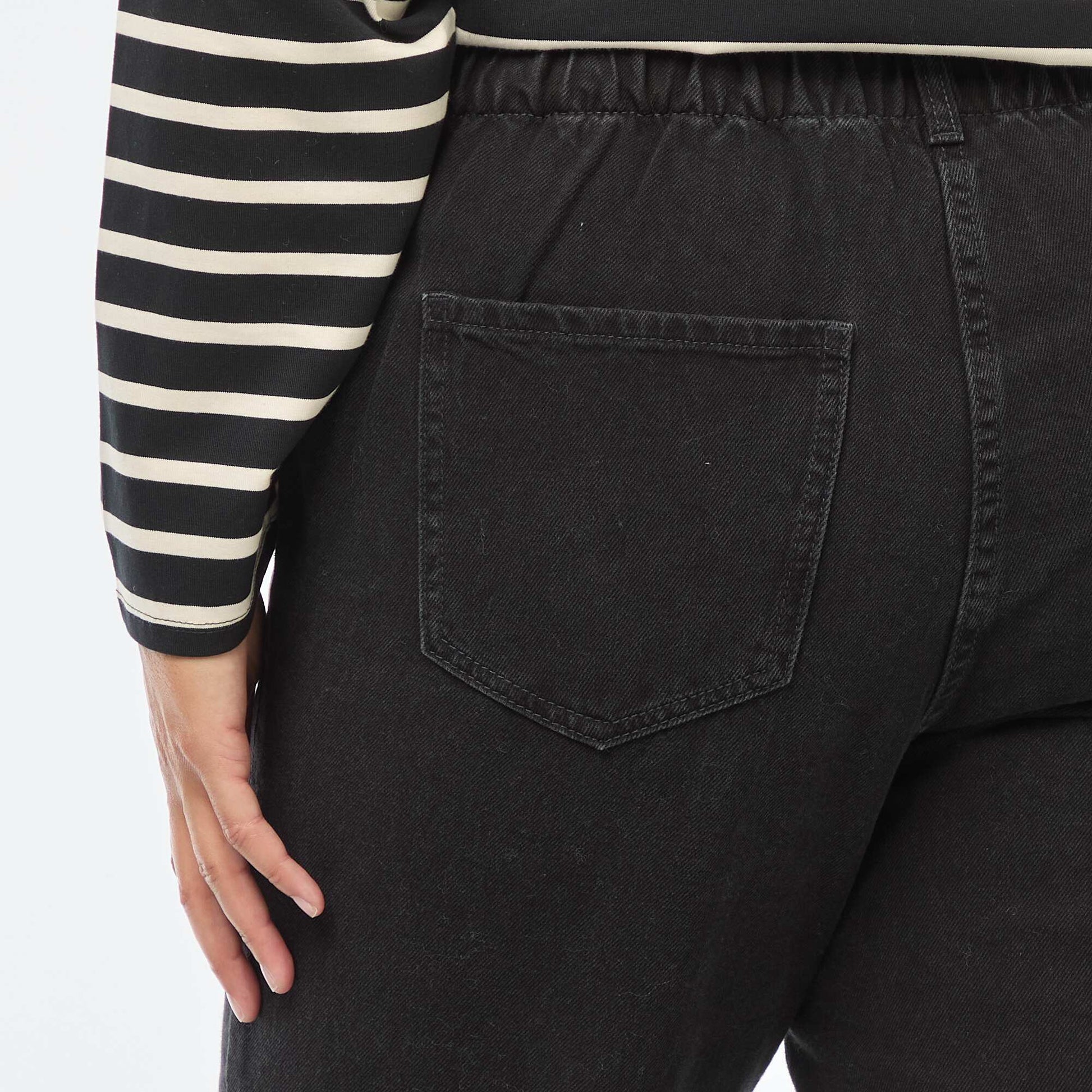 Jean mom à la taille élastiquée GRIS
