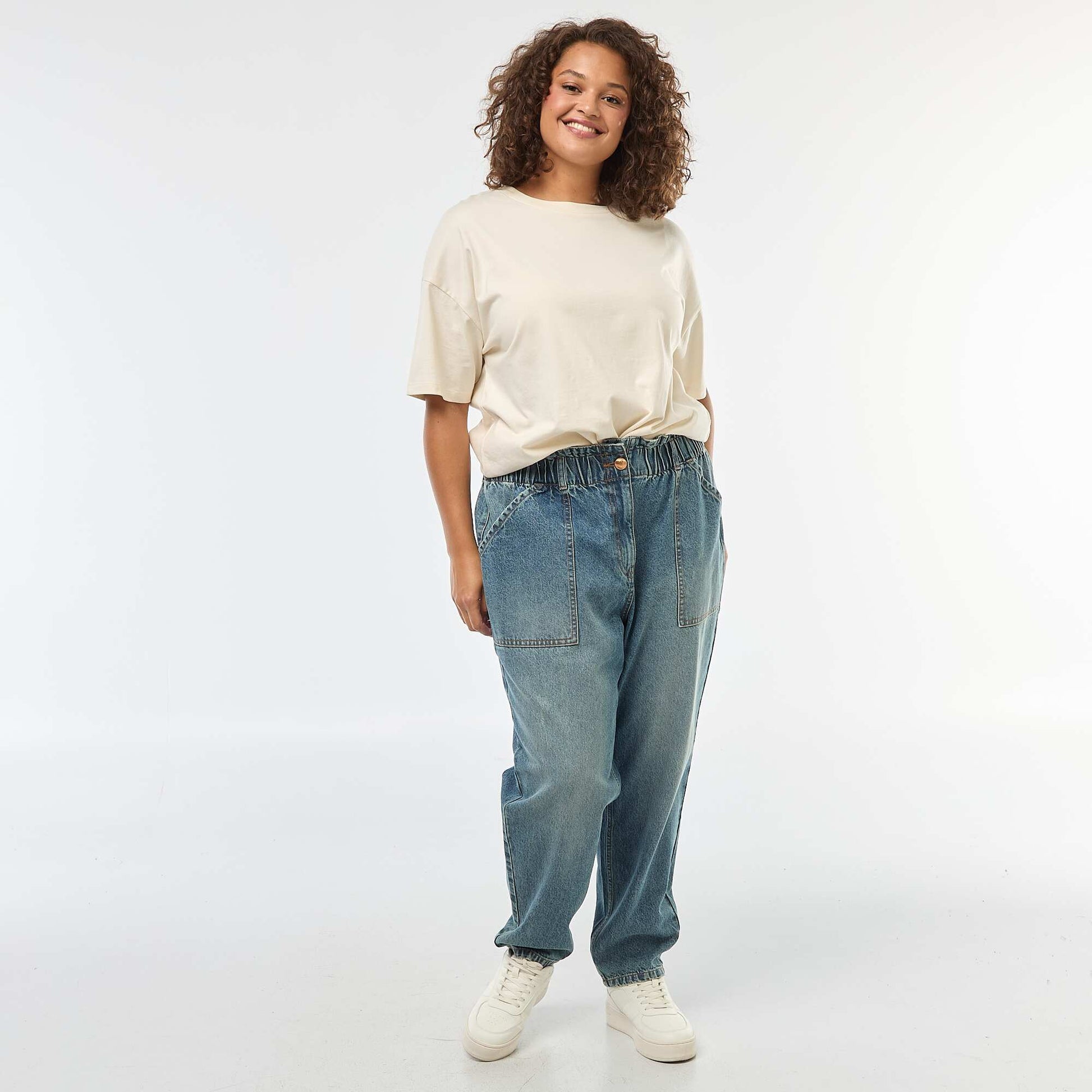 Jean mom à la taille élastiquée BLEU