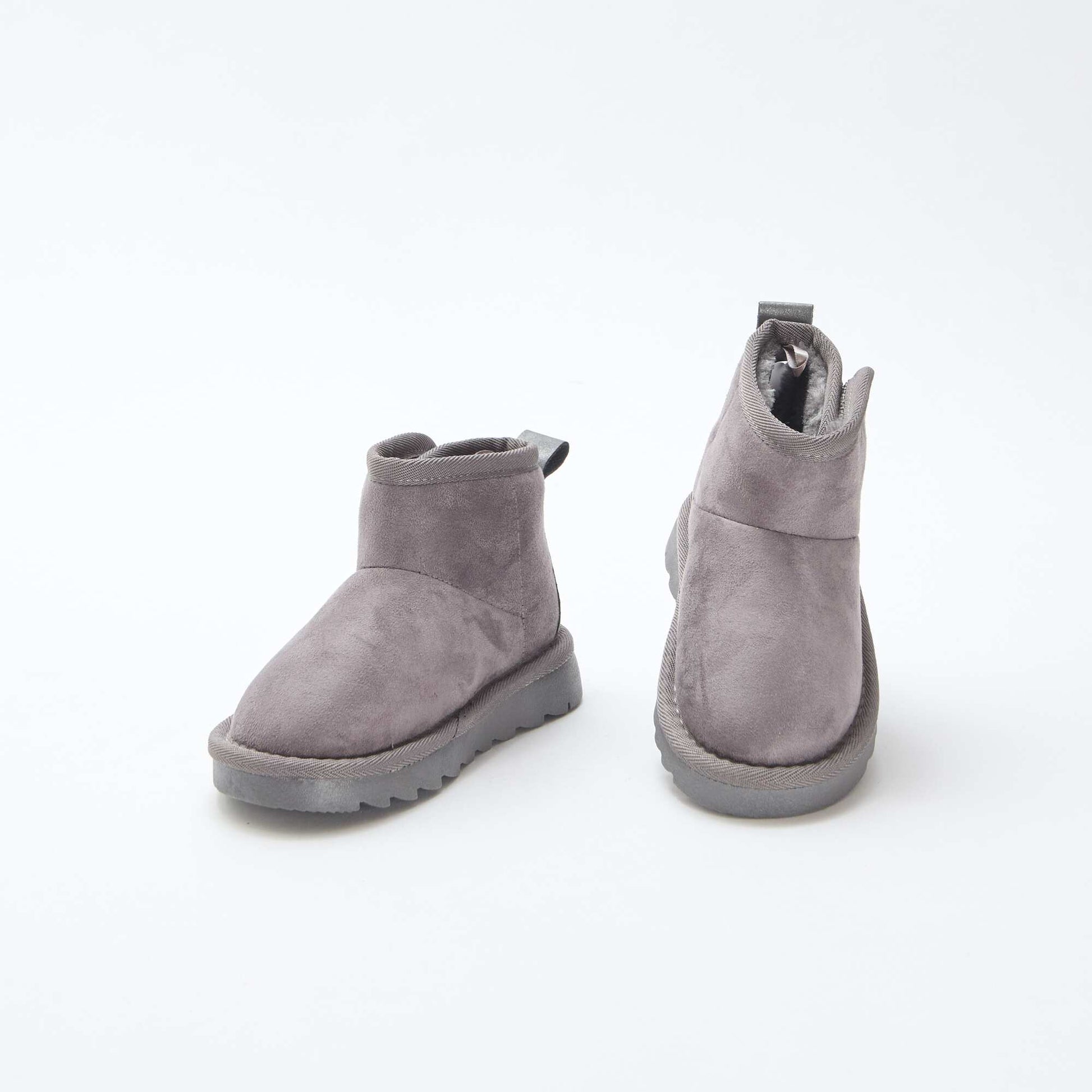 Petites bottes style sudédois en ubuck GRIS