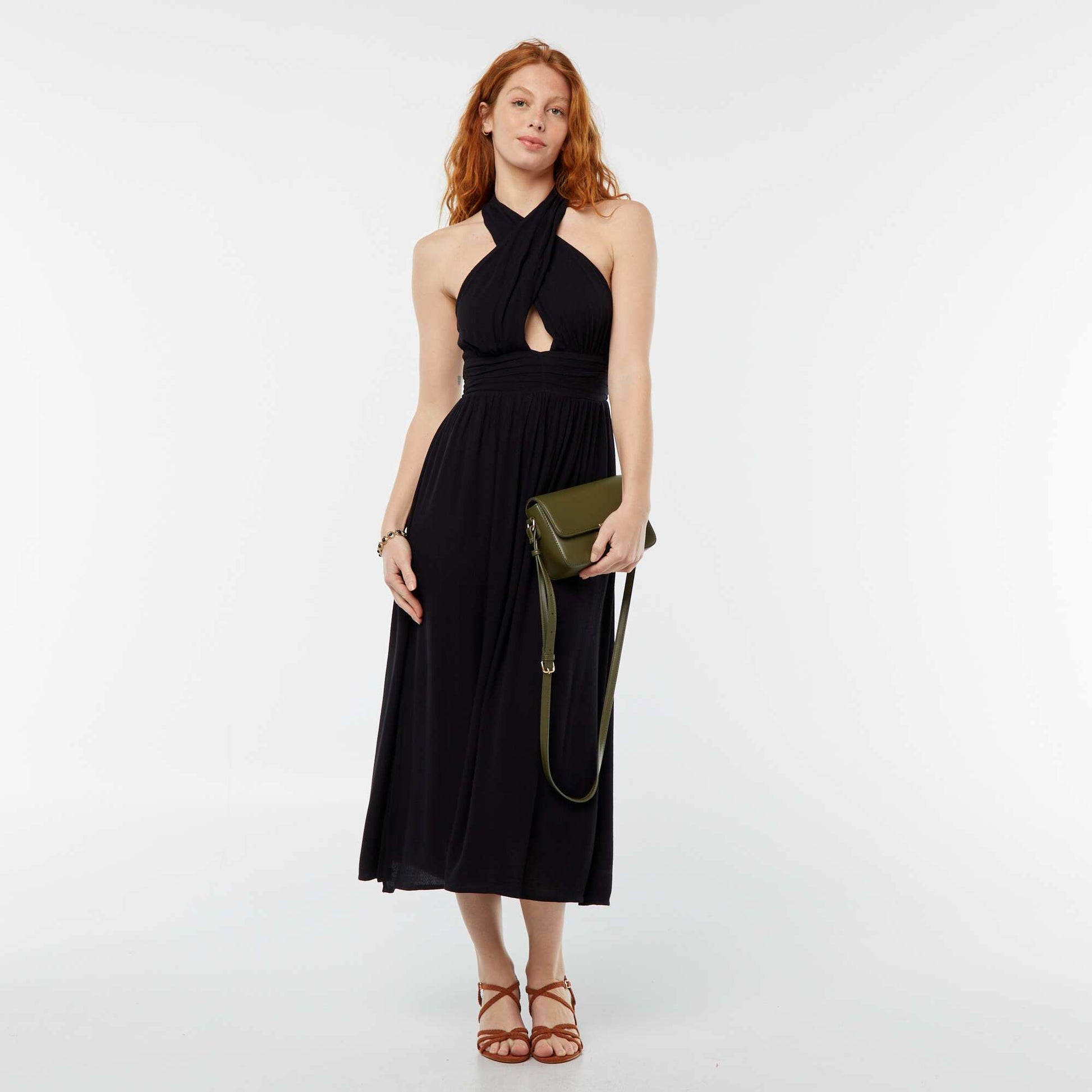 Robe longue fluide avec large décolleté NOIR