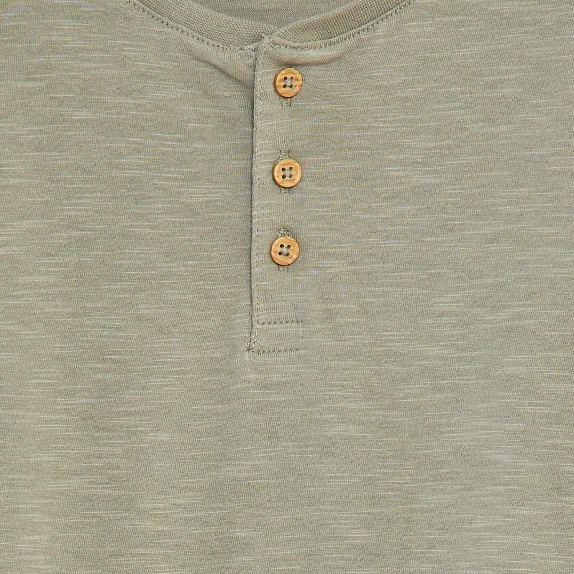 T-shirt à manches longues et col tunisien VERT