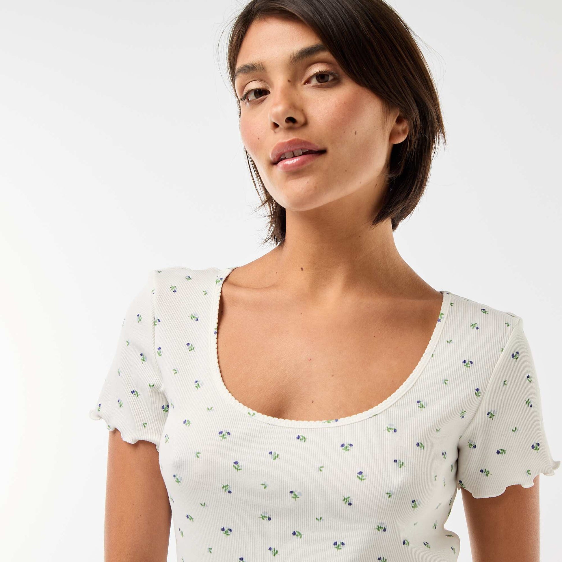 T-shirt uni en maille côtelé manches courtes BLANC