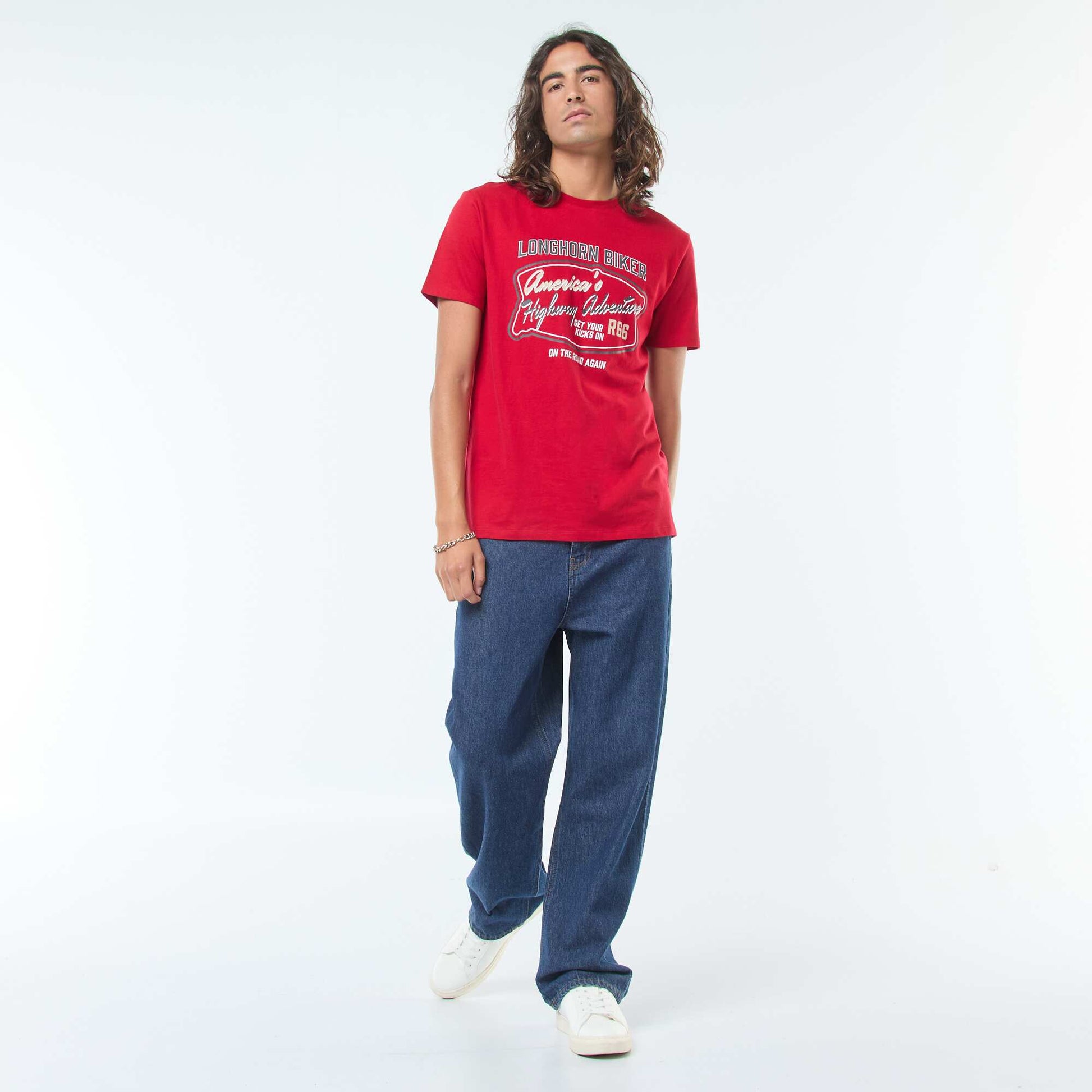 T-shirt imprimé à manches courtes et col rond ROUGE