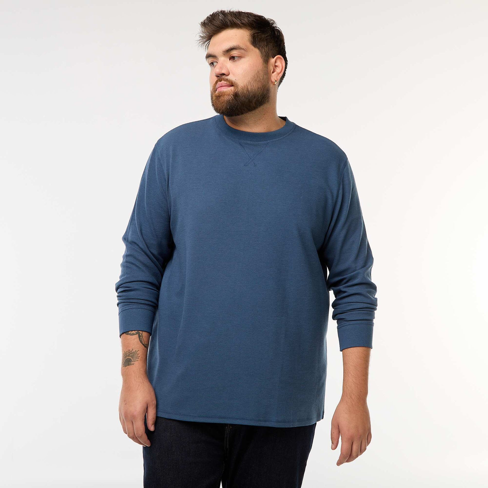 Pull en maille côtelée et col rond BLEU
