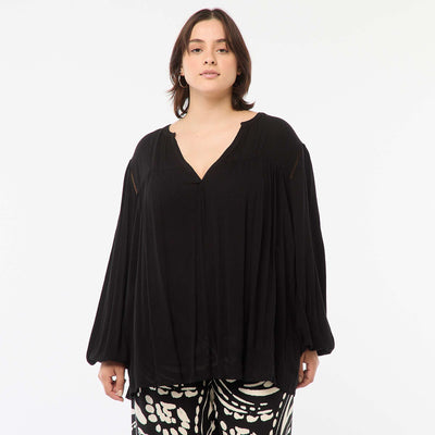 Blouse fluide imprimée en maille crêpe NOIR