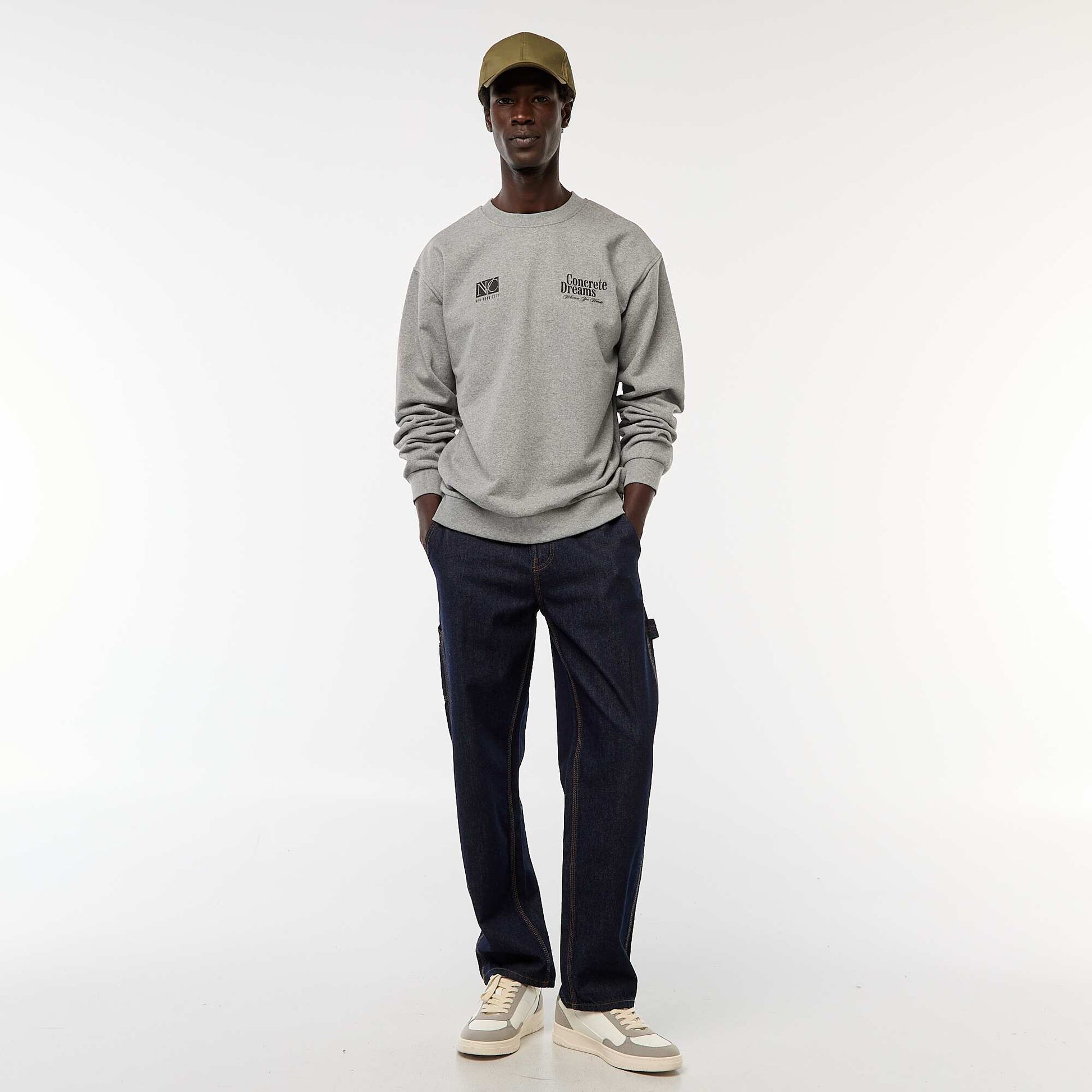 Pull en maille à col rond avec un imprimé recto-verso GRIS