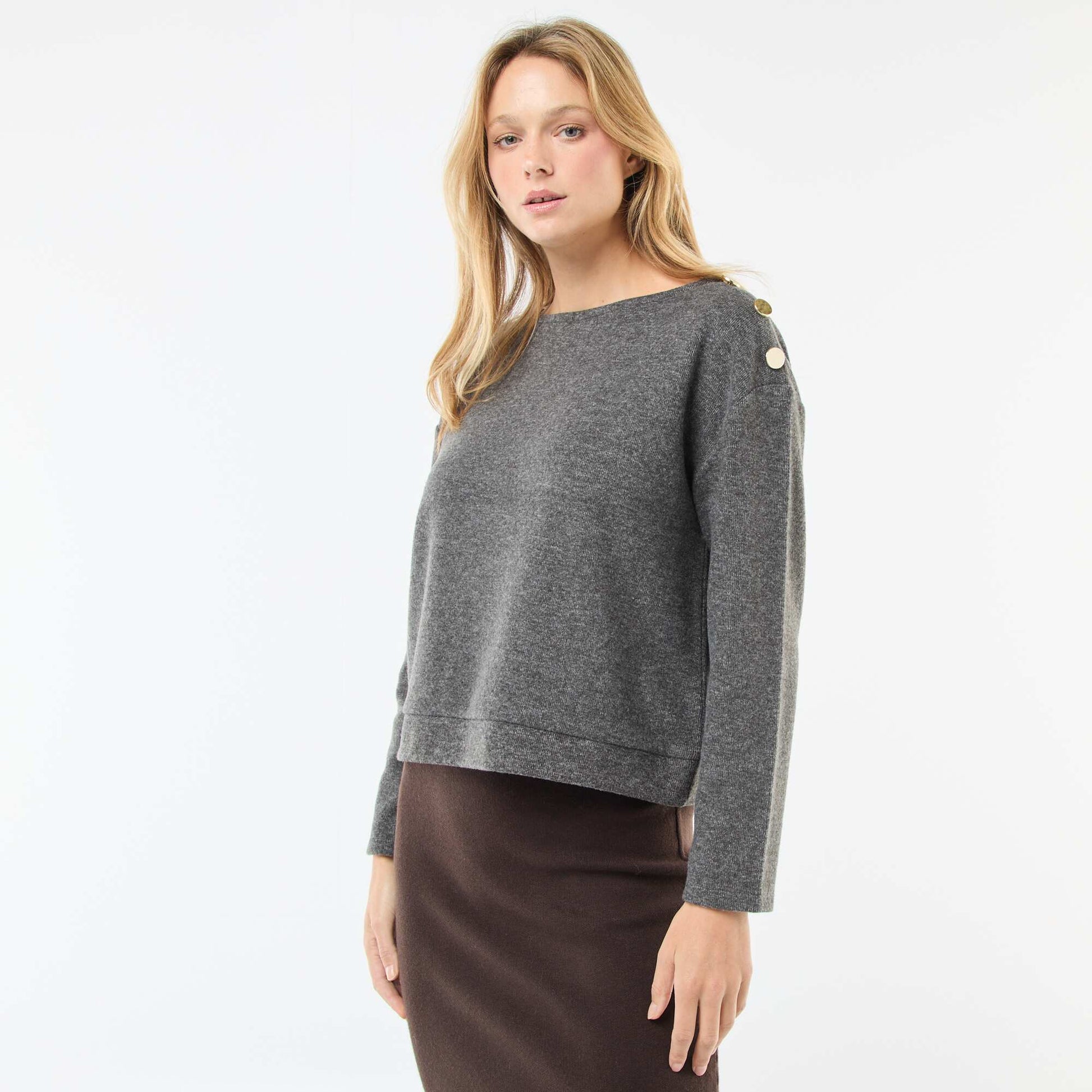 Pull avec boutons fantaisies dorés à l'épaule GRIS